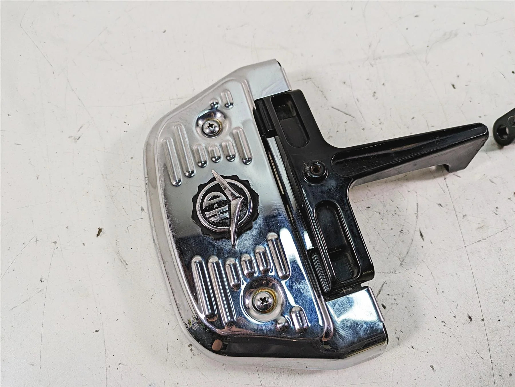 2008 Harley FLHTCU Electra Glide Left Right Passenger Floor Board Set 52719-93B - Image 12