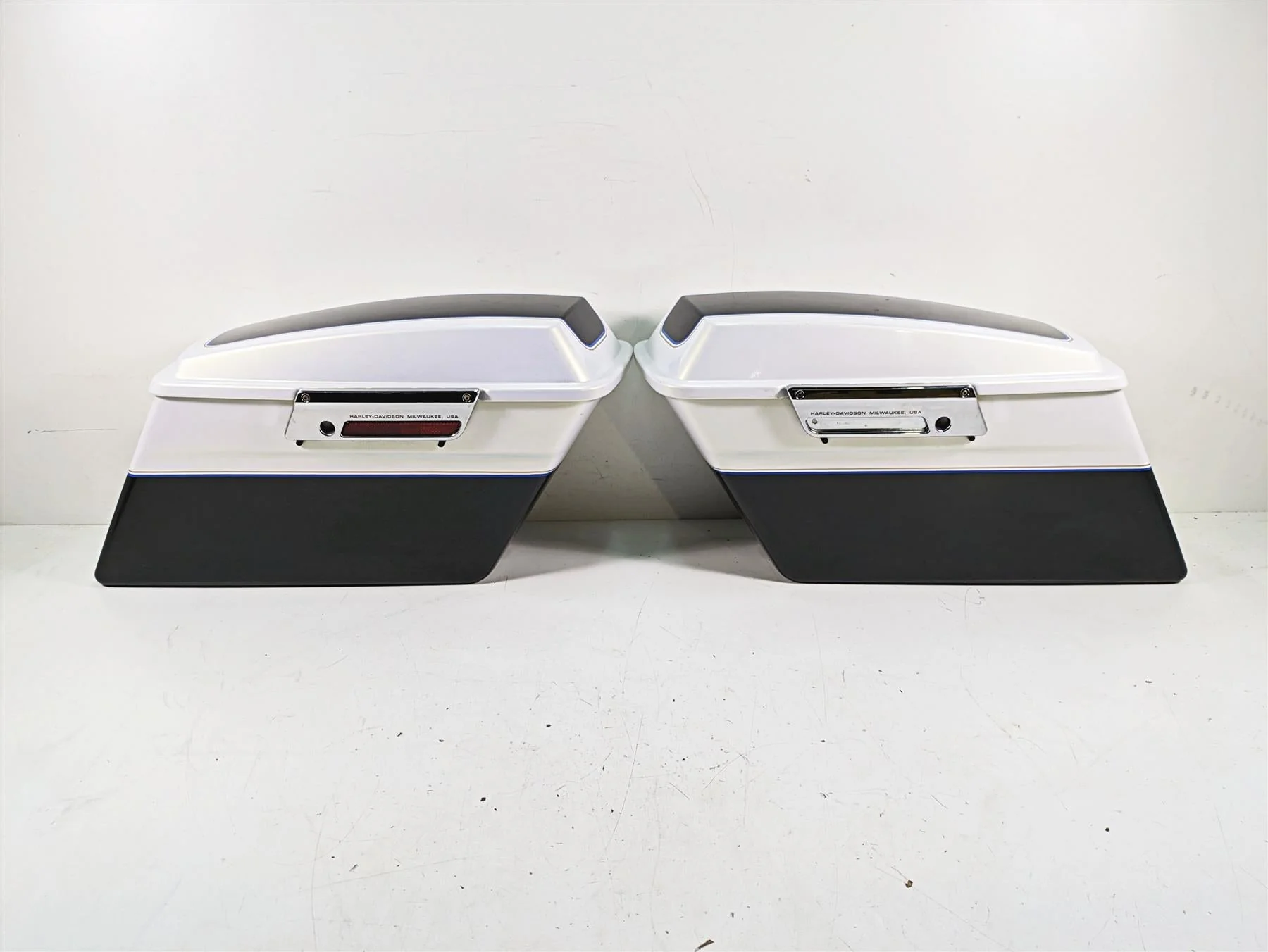 2008 Harley FLHTCU Electra Glide Left Right Saddlebag Saddle Bag Set 90752-93