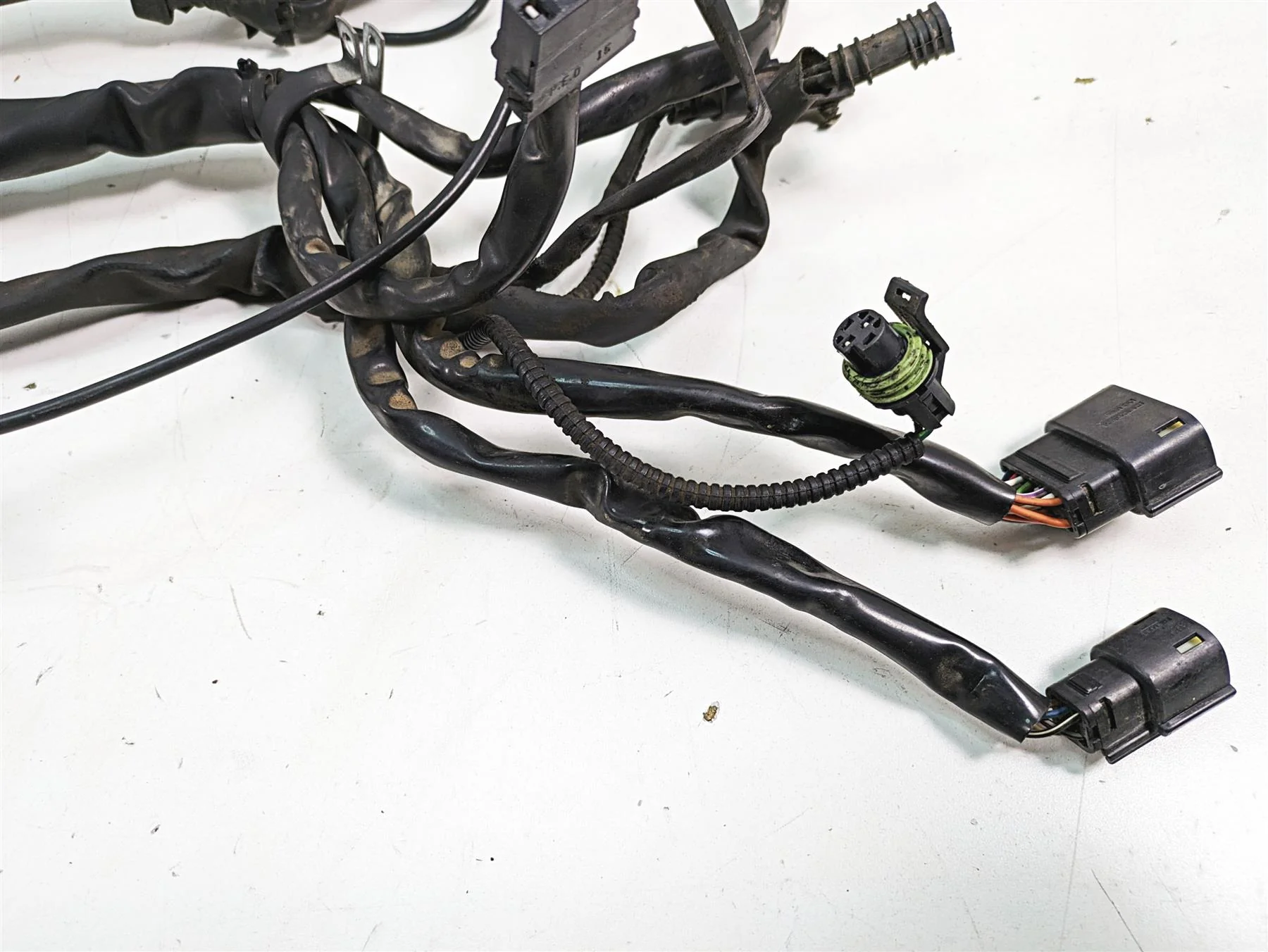 2008 Harley FLHTCU Electra Glide Main Wiring Harness Loom Abs - No Cuts 70121-08 - Image 4