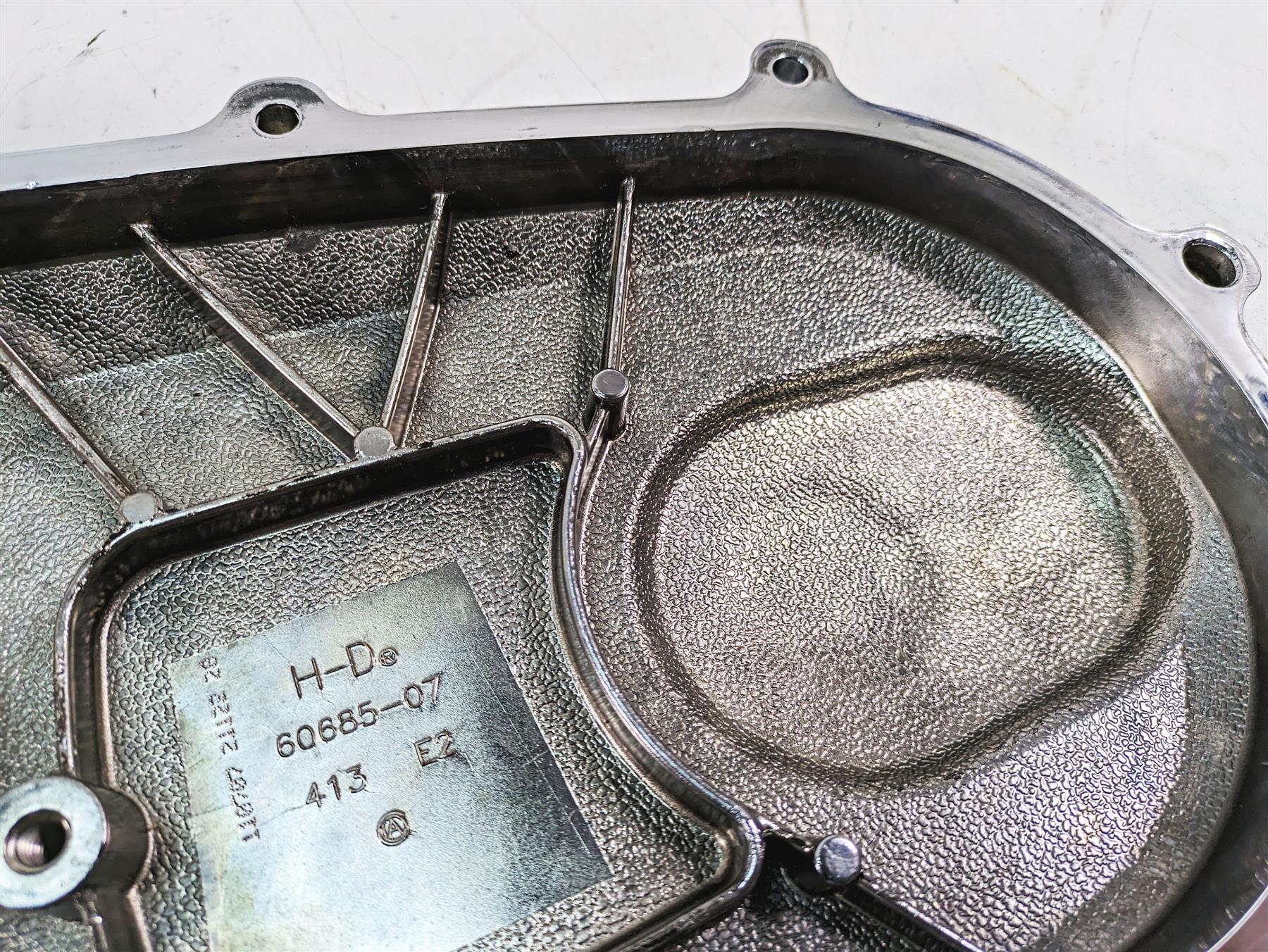 2008 Harley FLHTCU Electra Glide Outer Primary Drive Clutch Cover 60685-07 - Image 12