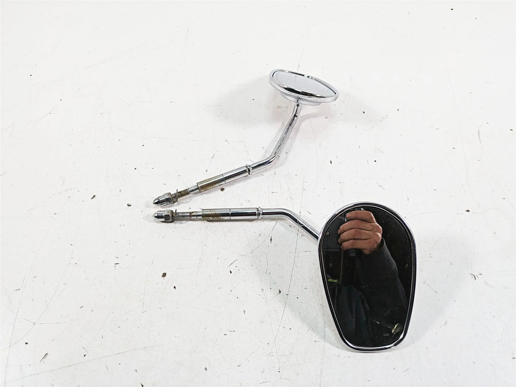 2008 Harley FLHTCU Electra Glide Rear View Mirror Set 91840-03B 91845-03B - Image 2