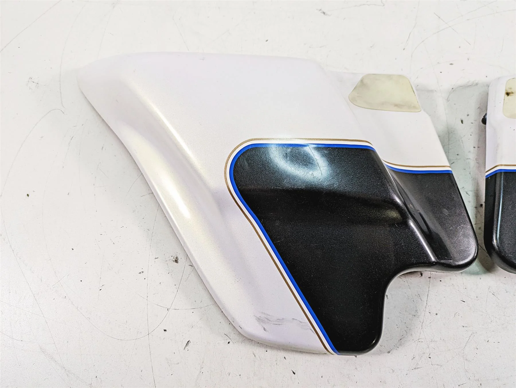 2008 Harley FLHTCU Electra Glide Side Cover Fairing Set 66250-97 66048-97 - Image 6