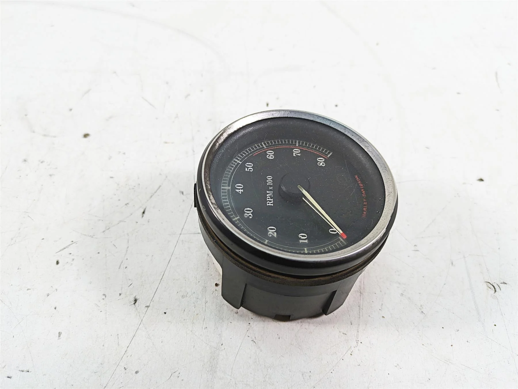 2008 Harley FLHTCU Electra Glide Tachometer Tacho Meter Gauge - Read 67348-04D - Image 4