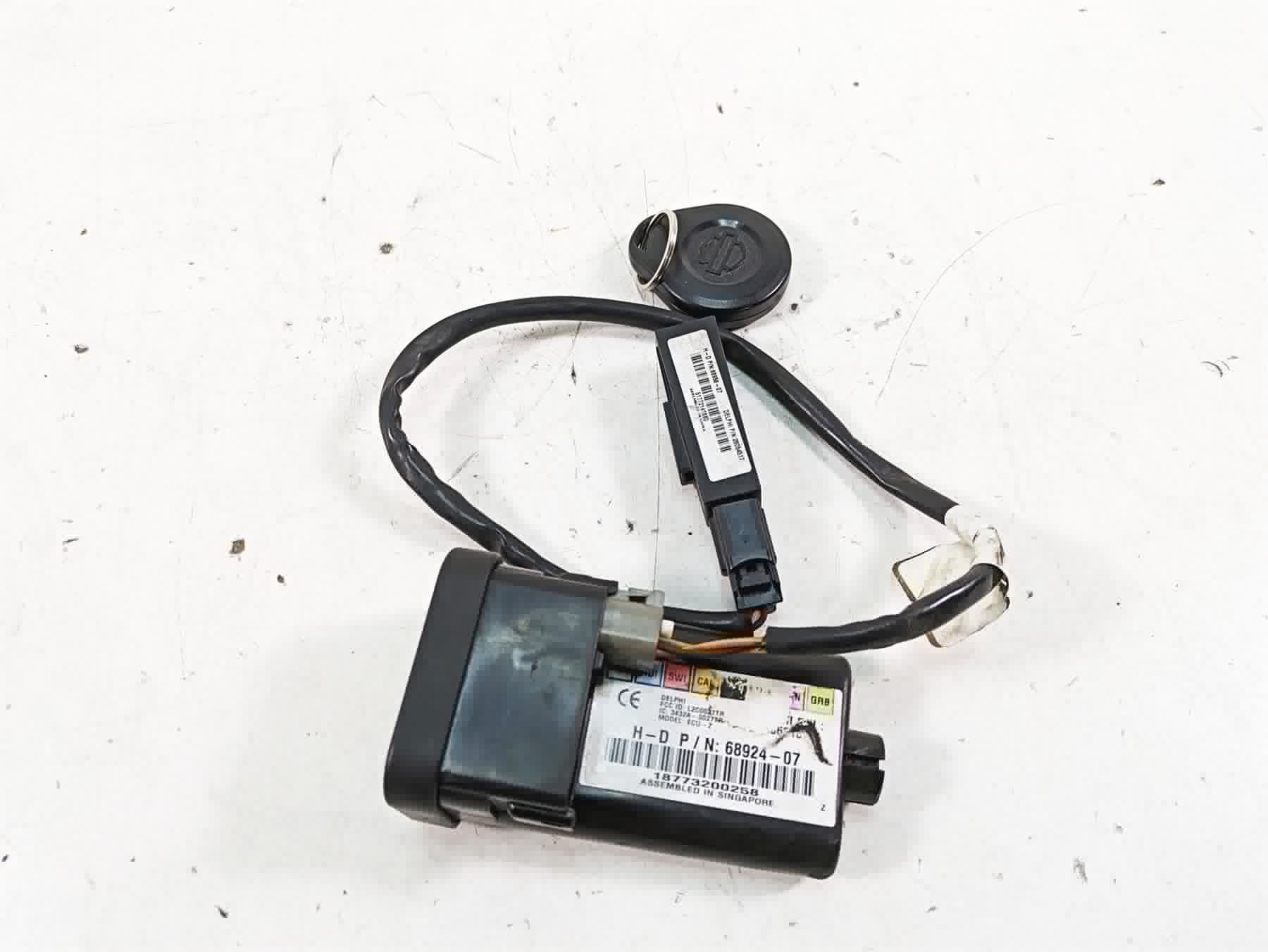 2008 Harley FLHTCU Electra Glide Tssm Turn Signal Security Module + Fob 68924-07 - Image 4