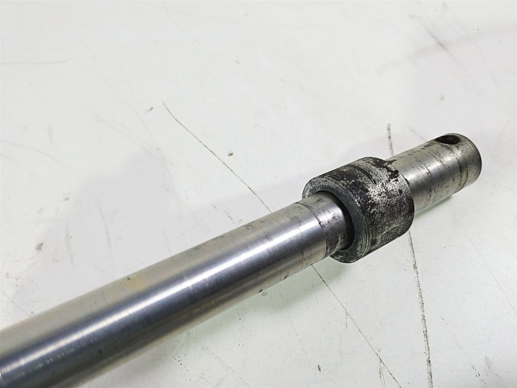 2008 Harley FLSTC 105TH Softail Heritage Front Axle Wheel Spindle 41545-07A - Image 10