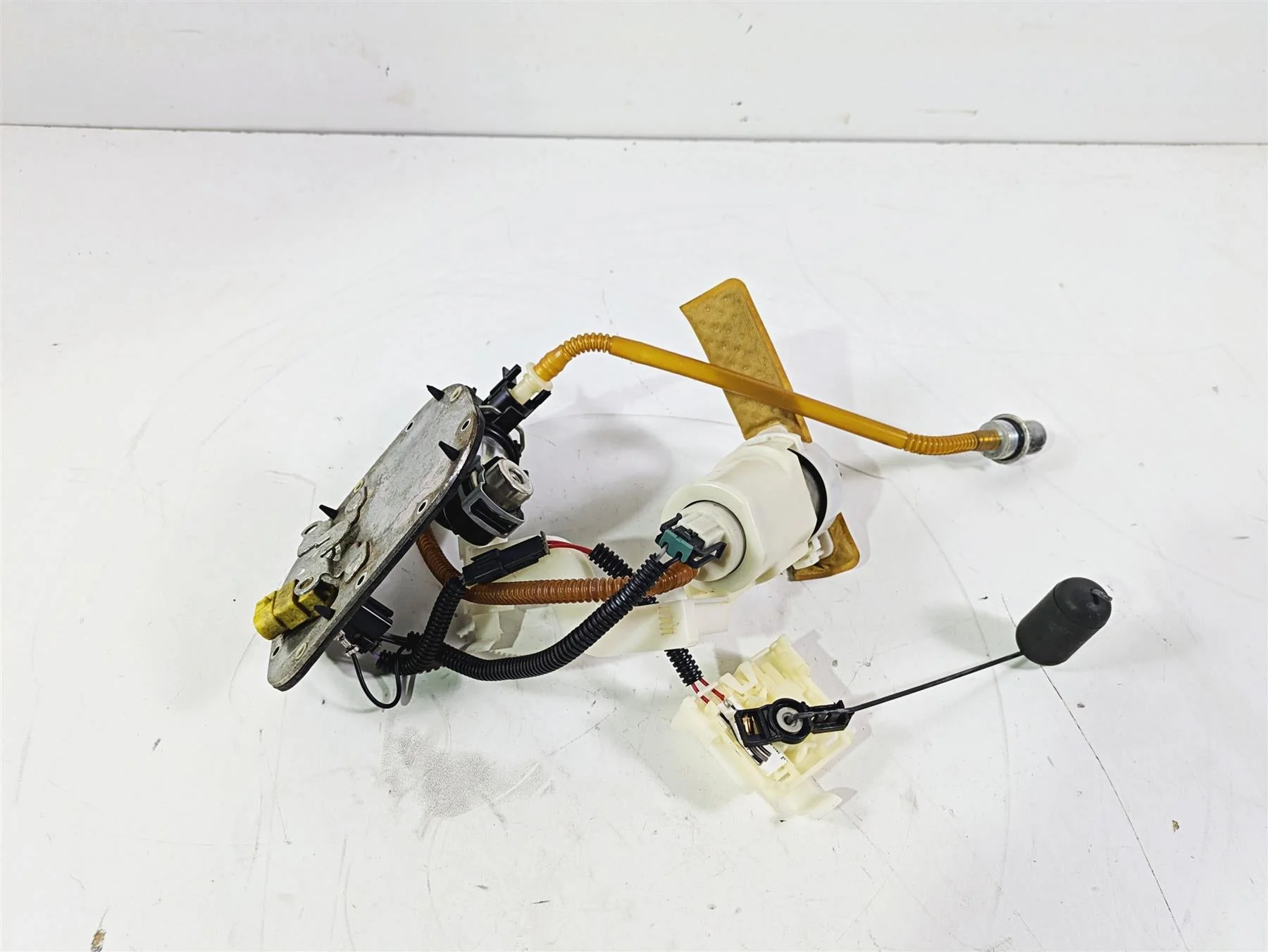 2008 Harley FLSTC 105TH Softail Heritage Fuel Gas Petrol Pump - Read 75284-08A