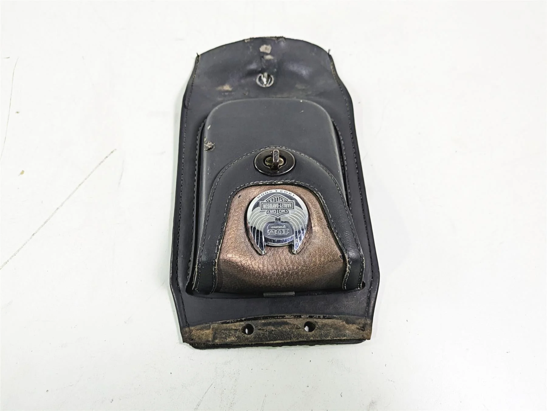 2008 Harley FLSTC 105TH Softail Heritage Fuel Gas Tank Center Bag 91135-09 - Image 3
