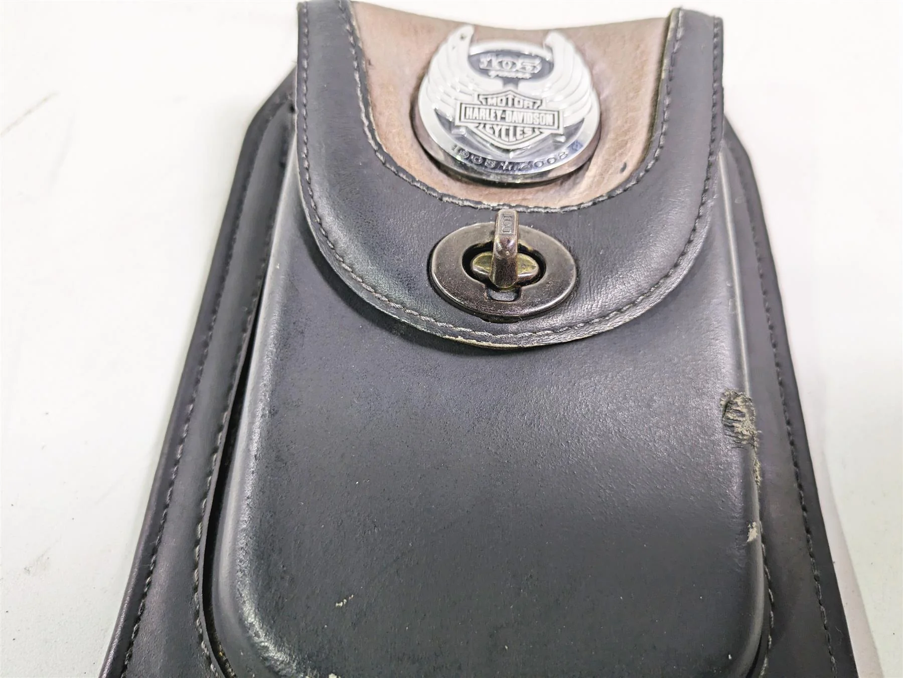 2008 Harley FLSTC 105TH Softail Heritage Fuel Gas Tank Center Bag 91135-09 - Image 7