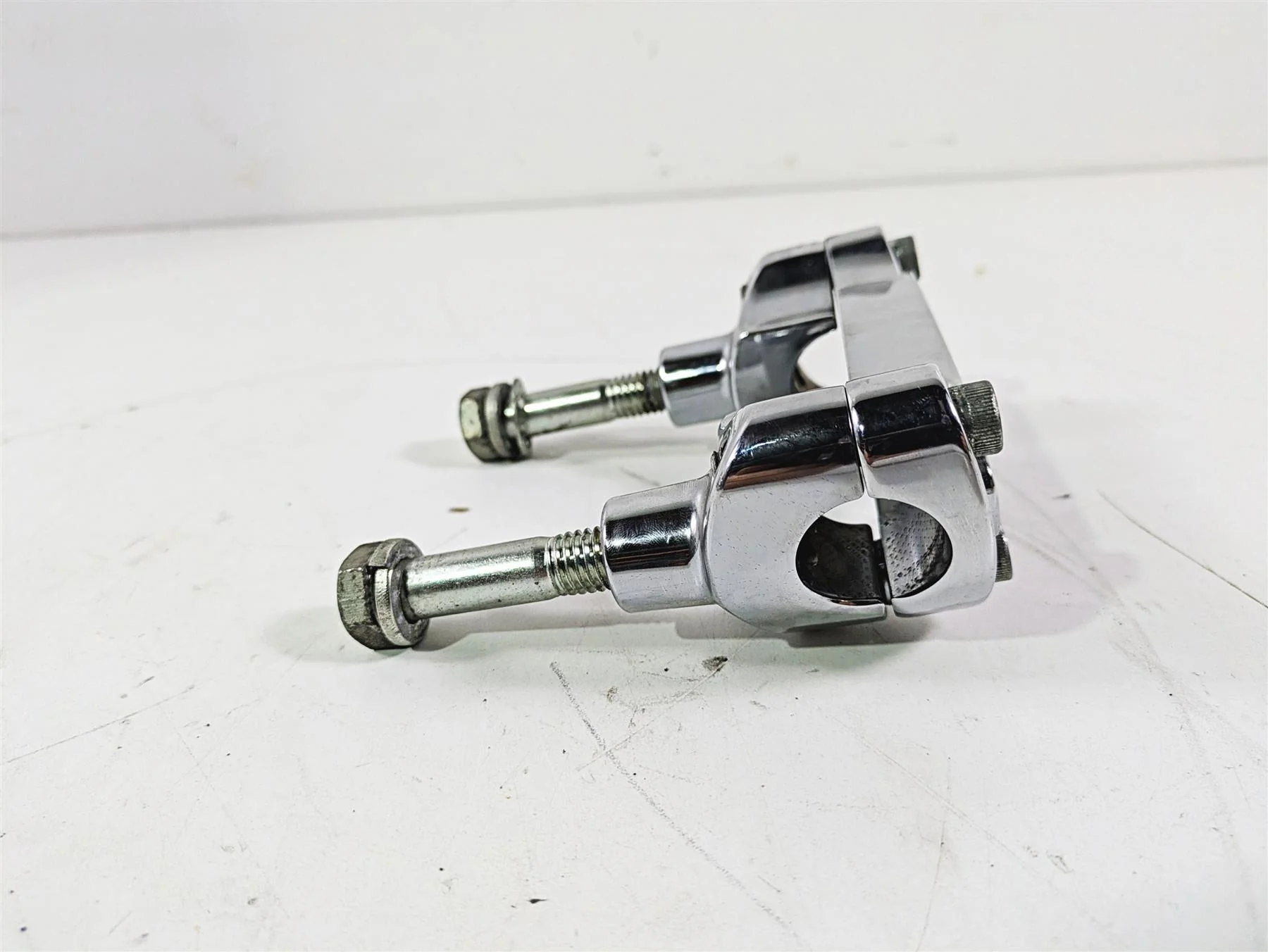 2008 Harley FLSTC 105TH Softail Heritage Handlebar Riser Holder Set 56567-86B - Image 4