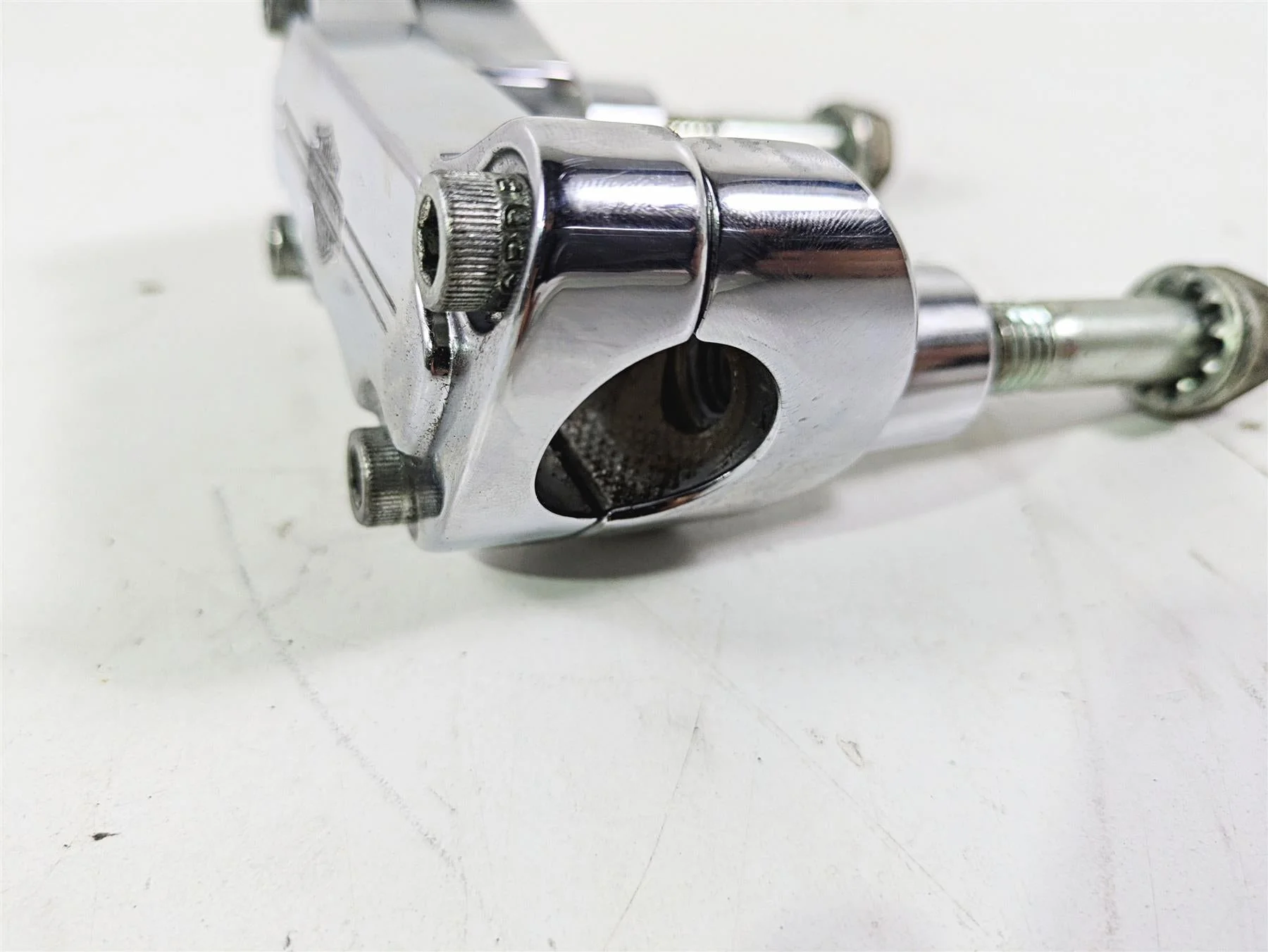 2008 Harley FLSTC 105TH Softail Heritage Handlebar Riser Holder Set 56567-86B - Image 7