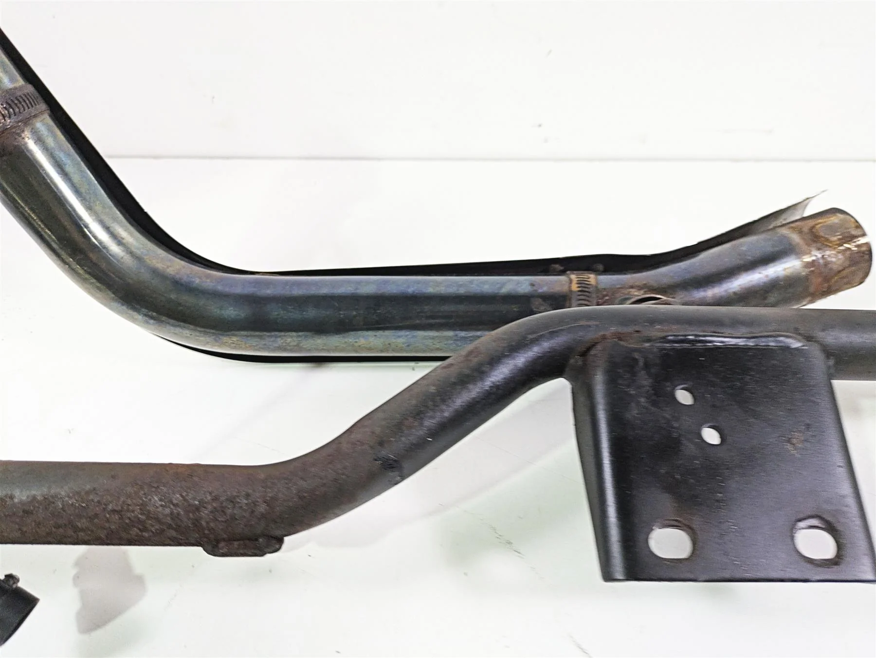 2008 Harley FLSTC 105TH Softail Heritage Oem Exhaust Header Mount Set 66781-07 - Image 6