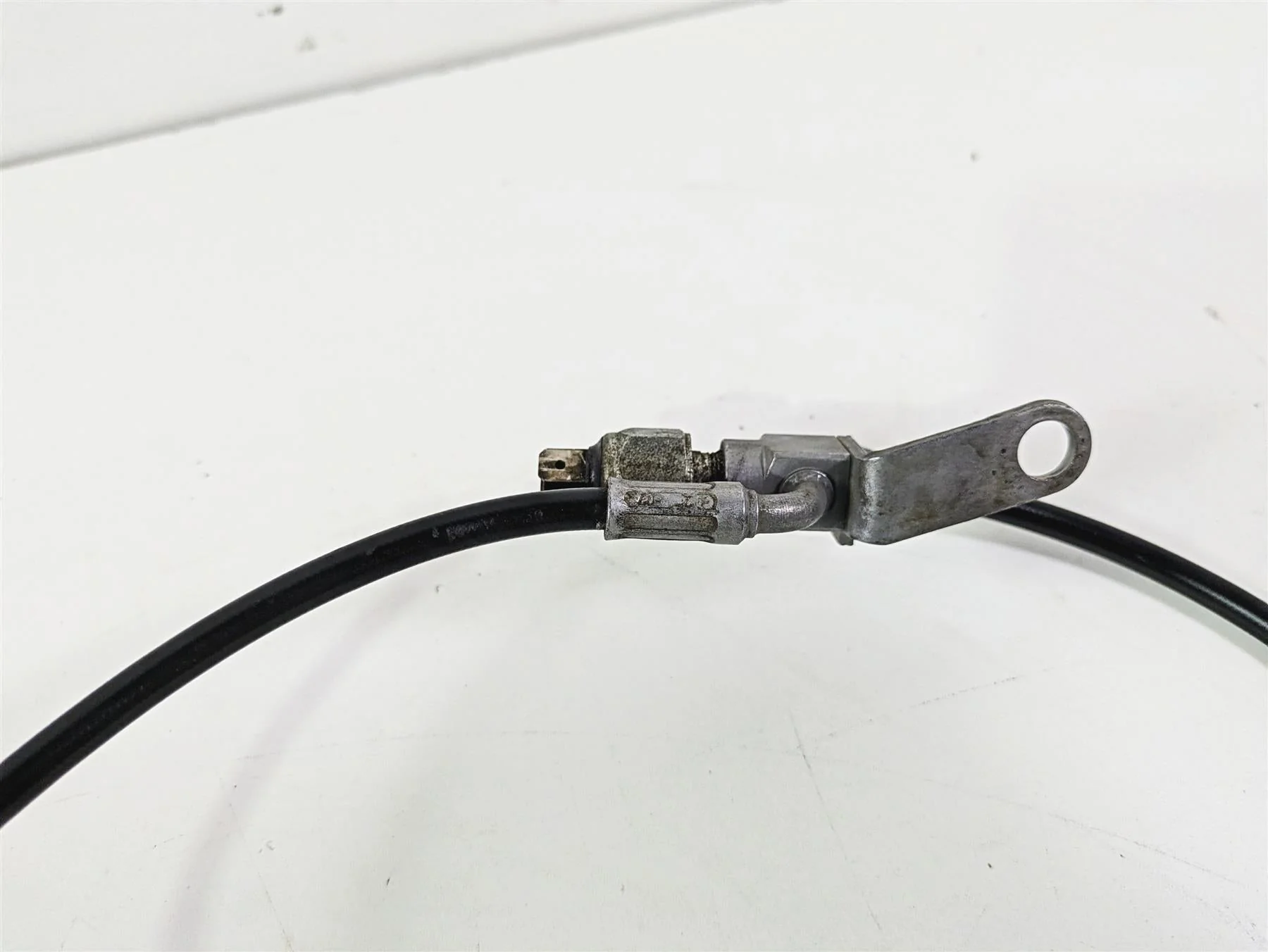 2008 Harley FLSTC 105TH Softail Heritage Rear Brake Caliper + Mount 40908-08 - Image 7