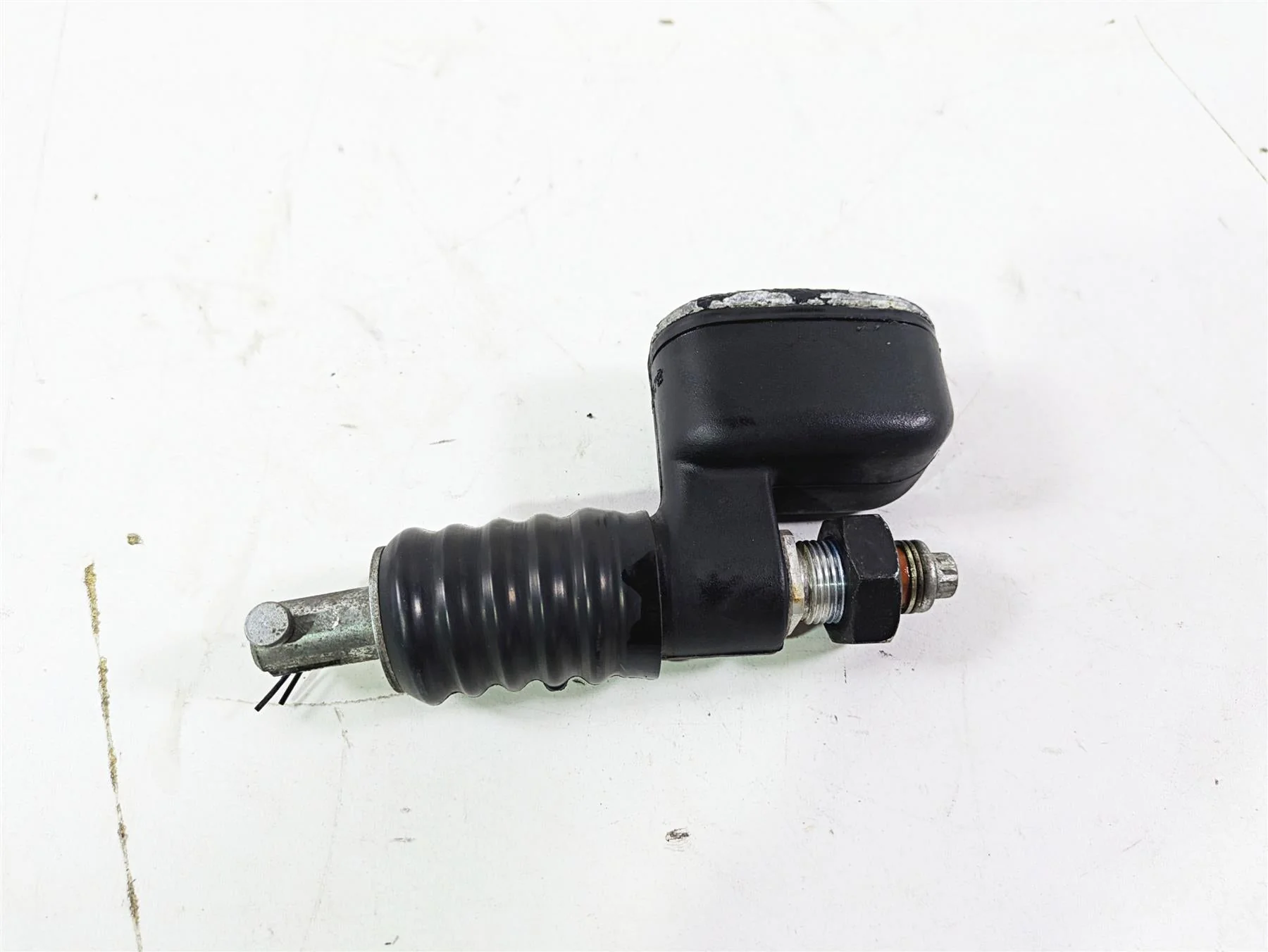 2008 Harley FLSTC 105TH Softail Heritage Rear Brake Master Cylinder 41767-05E