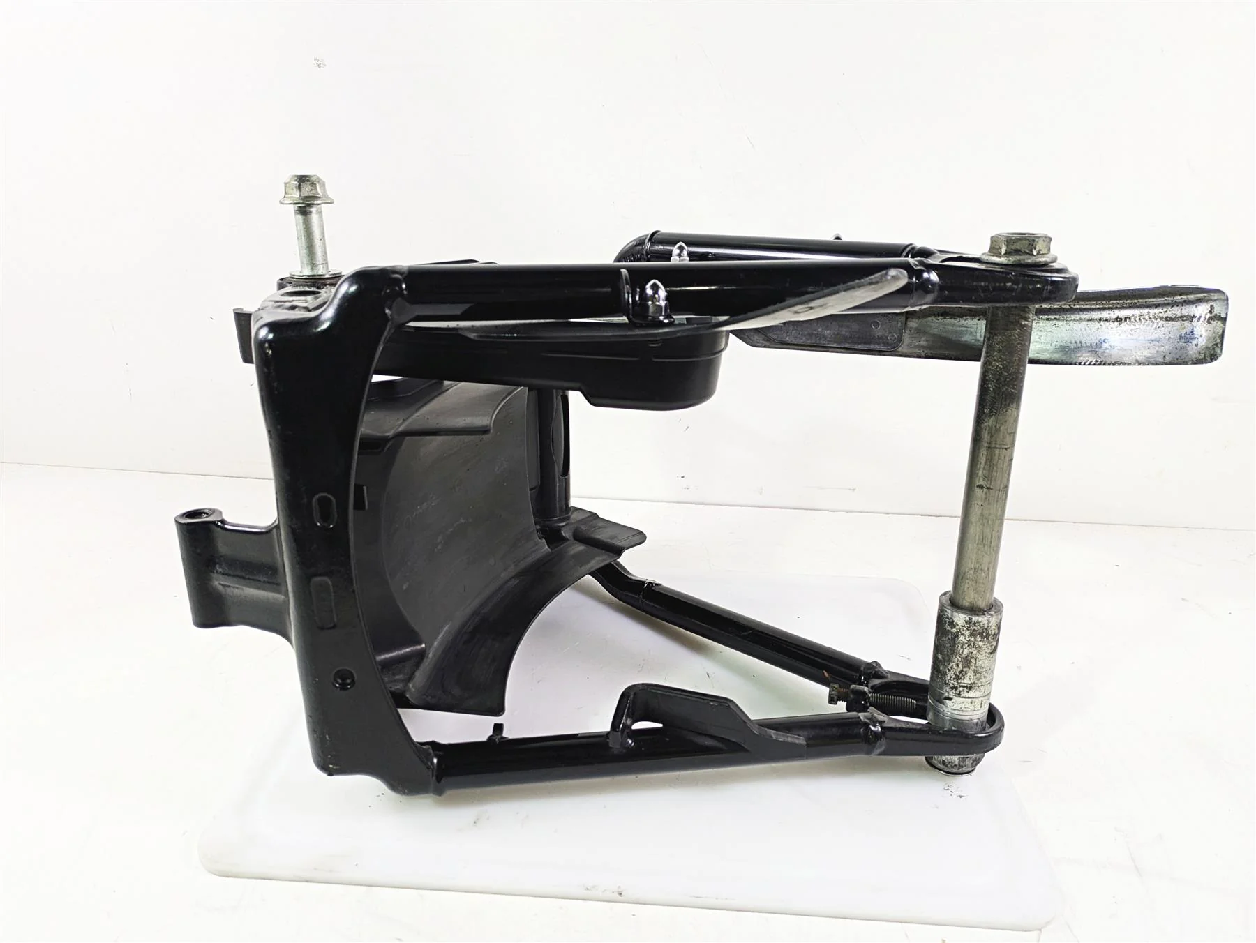 2008 Harley FLSTC 105TH Softail Heritage Rear Swingarm & Belt Covers 47573-11BHP - Image 12