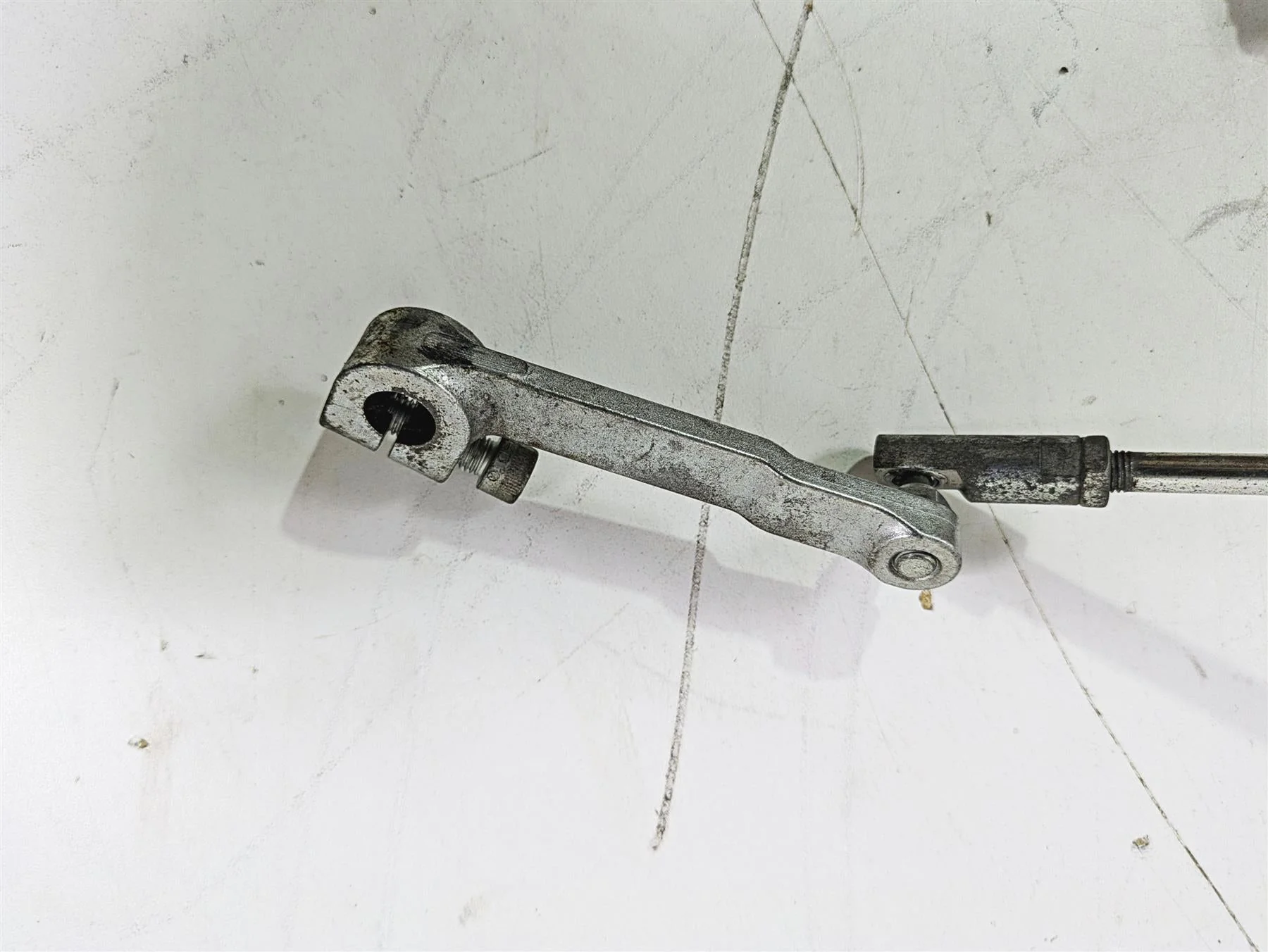 2008 Harley FLSTC 105TH Softail Heritage Shifter Shift Lever + Links 33895-82E - Image 6