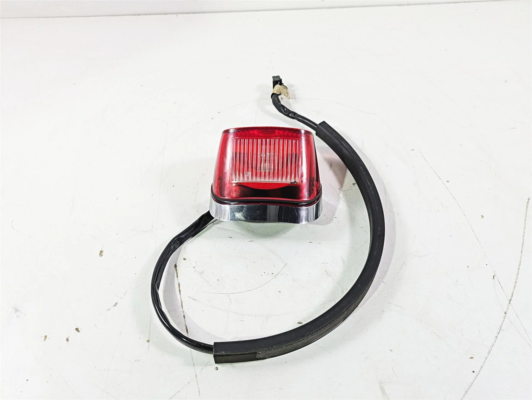 2008 Harley FLSTC 105TH Softail Heritage Tail Light Lamp Taillight 68140-04 - Image 3