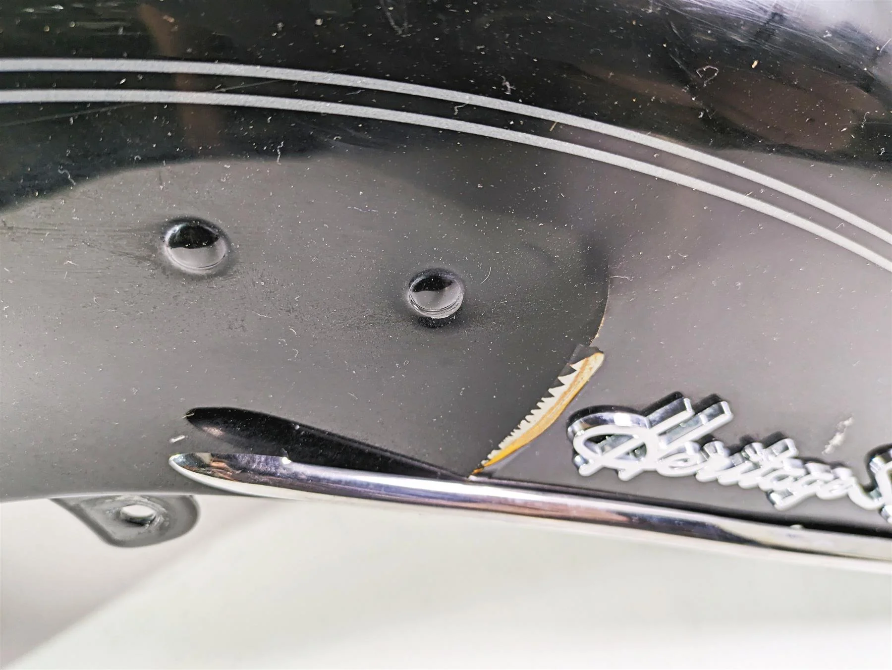 2008 Harley FLSTC Softail Heritage Front Fender Vivid Blavck - Read 59129-03 - Image 4