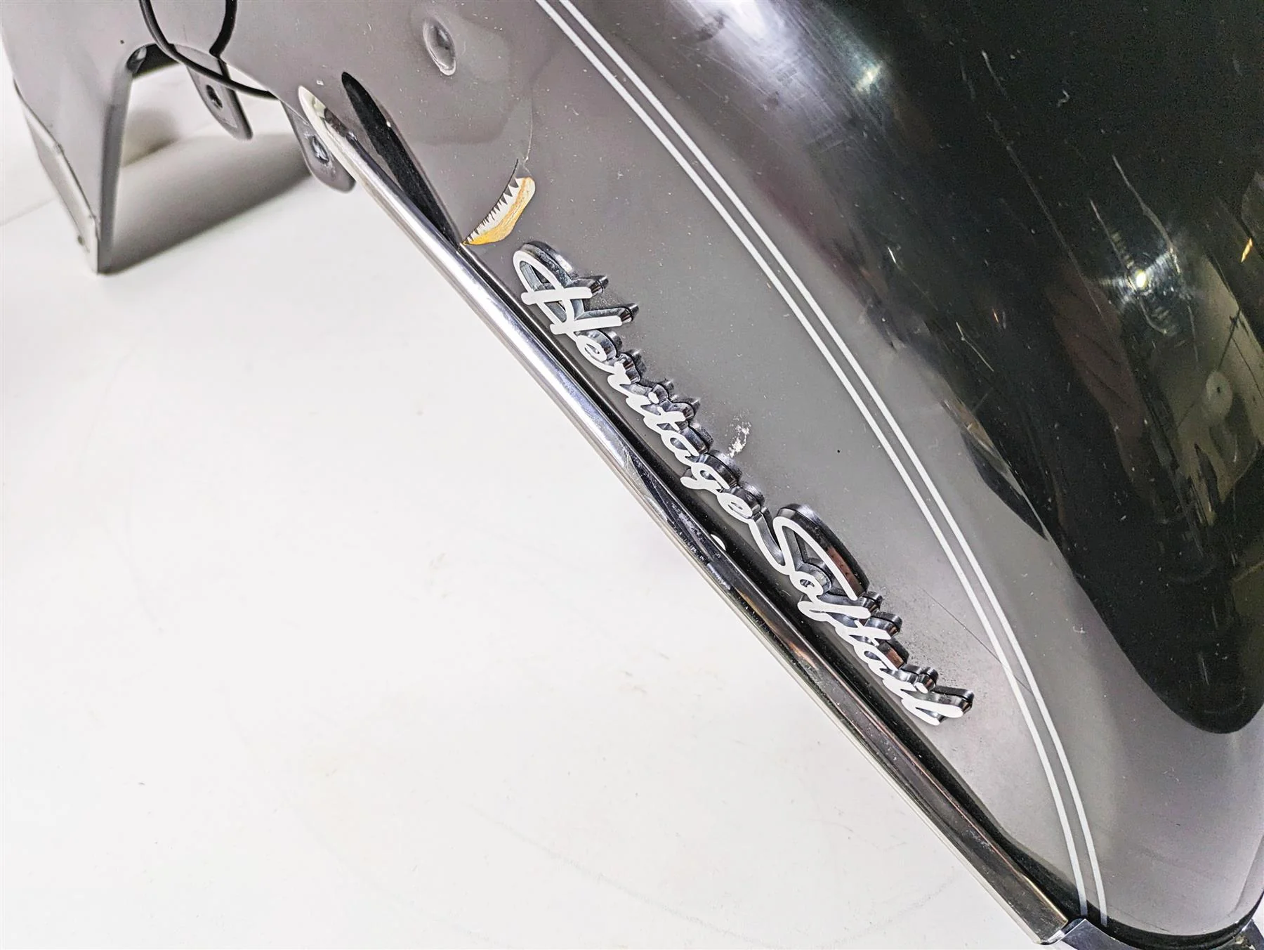 2008 Harley FLSTC Softail Heritage Front Fender Vivid Blavck - Read 59129-03 - Image 8