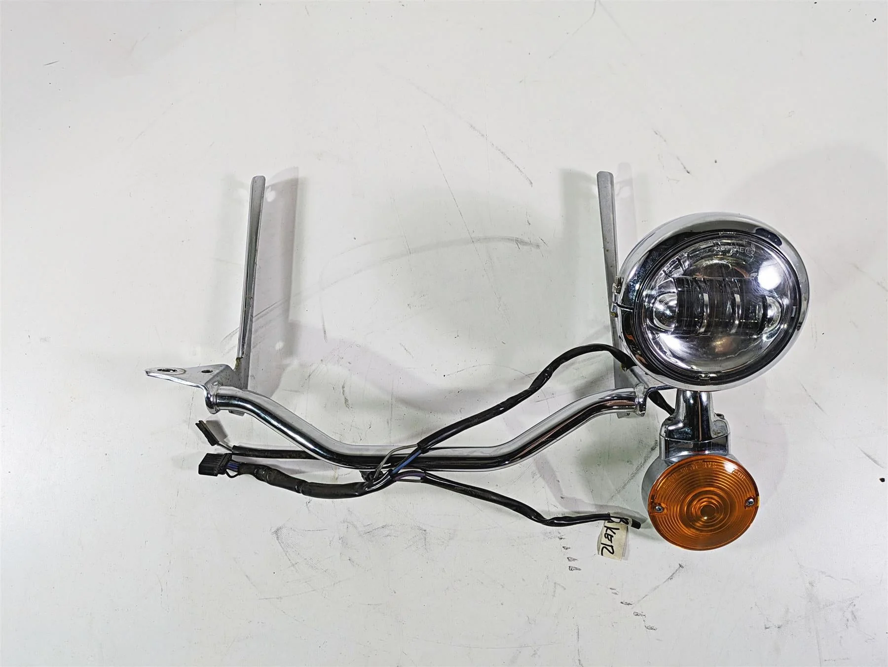 2008 Harley FLSTC Softail Heritage Front Spot Light Blinker - For Parts 58082-02 - Image 5