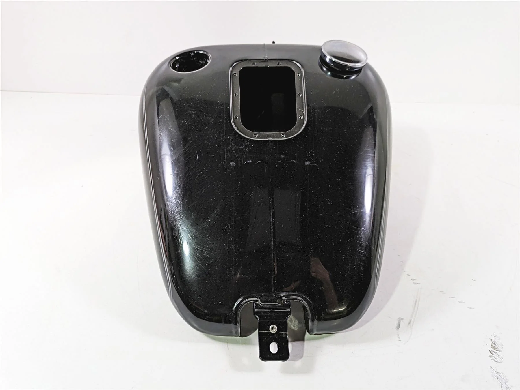 2008 Harley FLSTC Softail Heritage Fuel Gas Petrol Tank 5 Gallon - Read 61000800 - Image 6