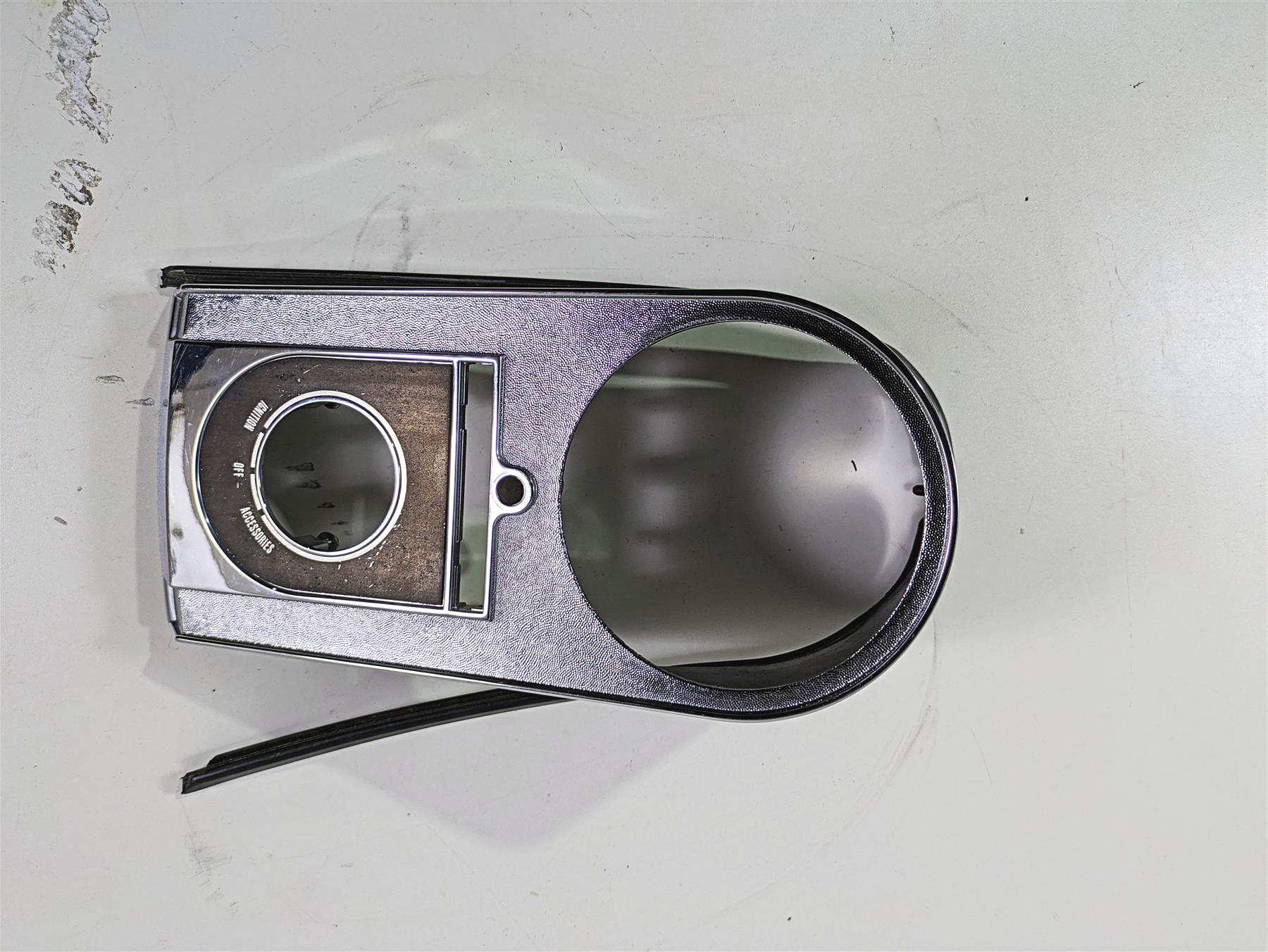 2008 Harley FLSTC Softail Heritage Fuel Tank Dash Cover Console 71250-00A - Image 6