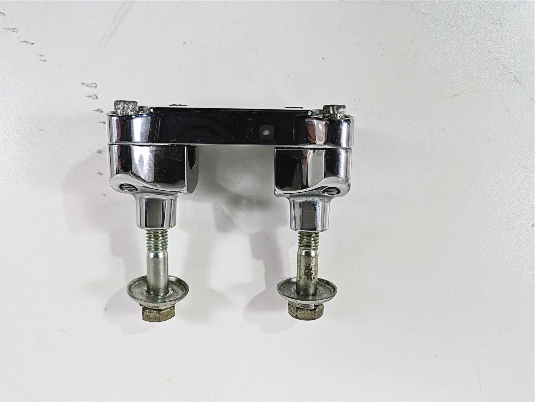 2008 Harley FLSTC Softail Heritage Handlebar Riser Holder Set 56567-86B - Image 5