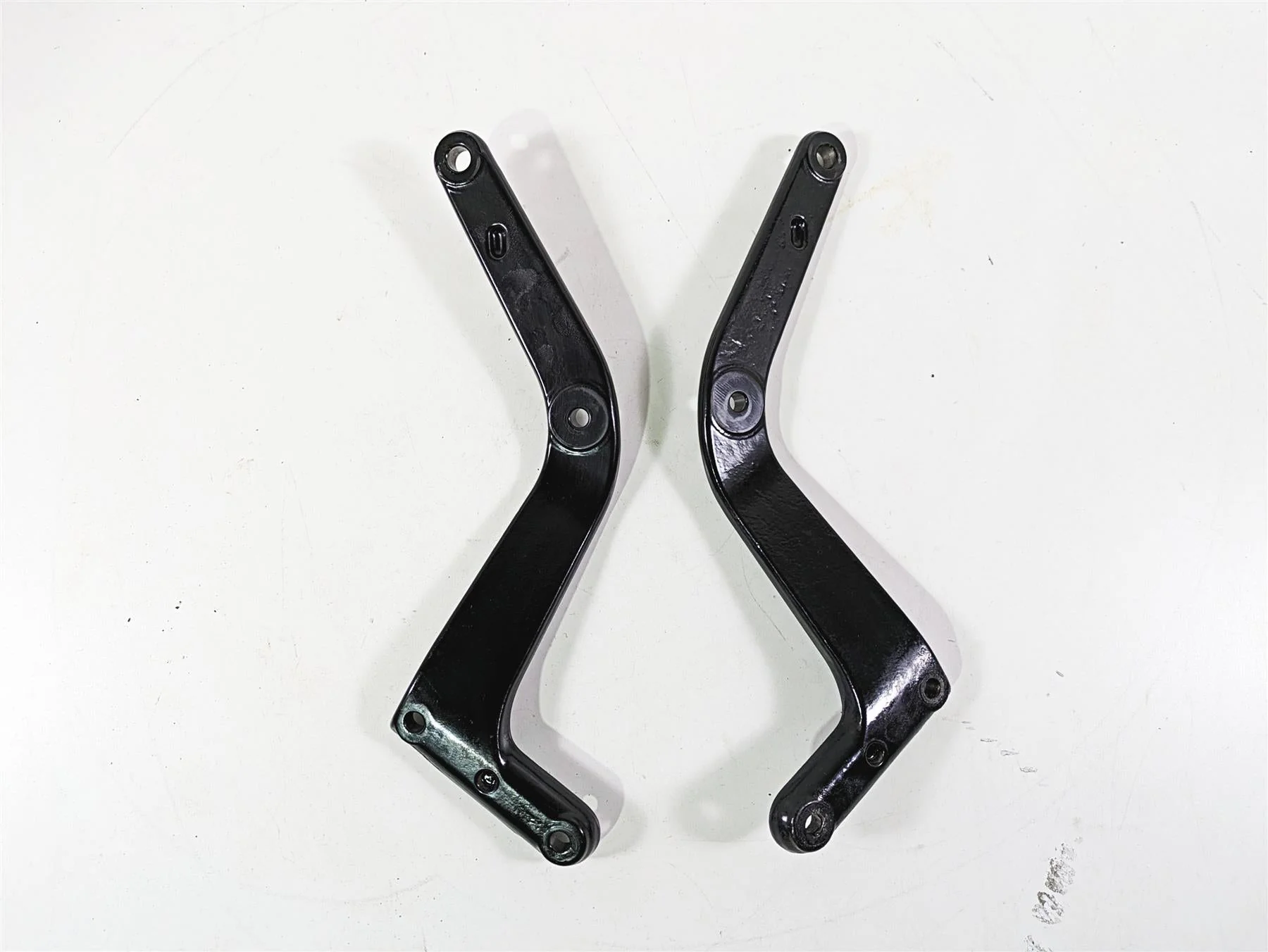 2008 Harley FLSTC Softail Heritage Rear Black Fender Mount Struts 47808-08 - Image 4