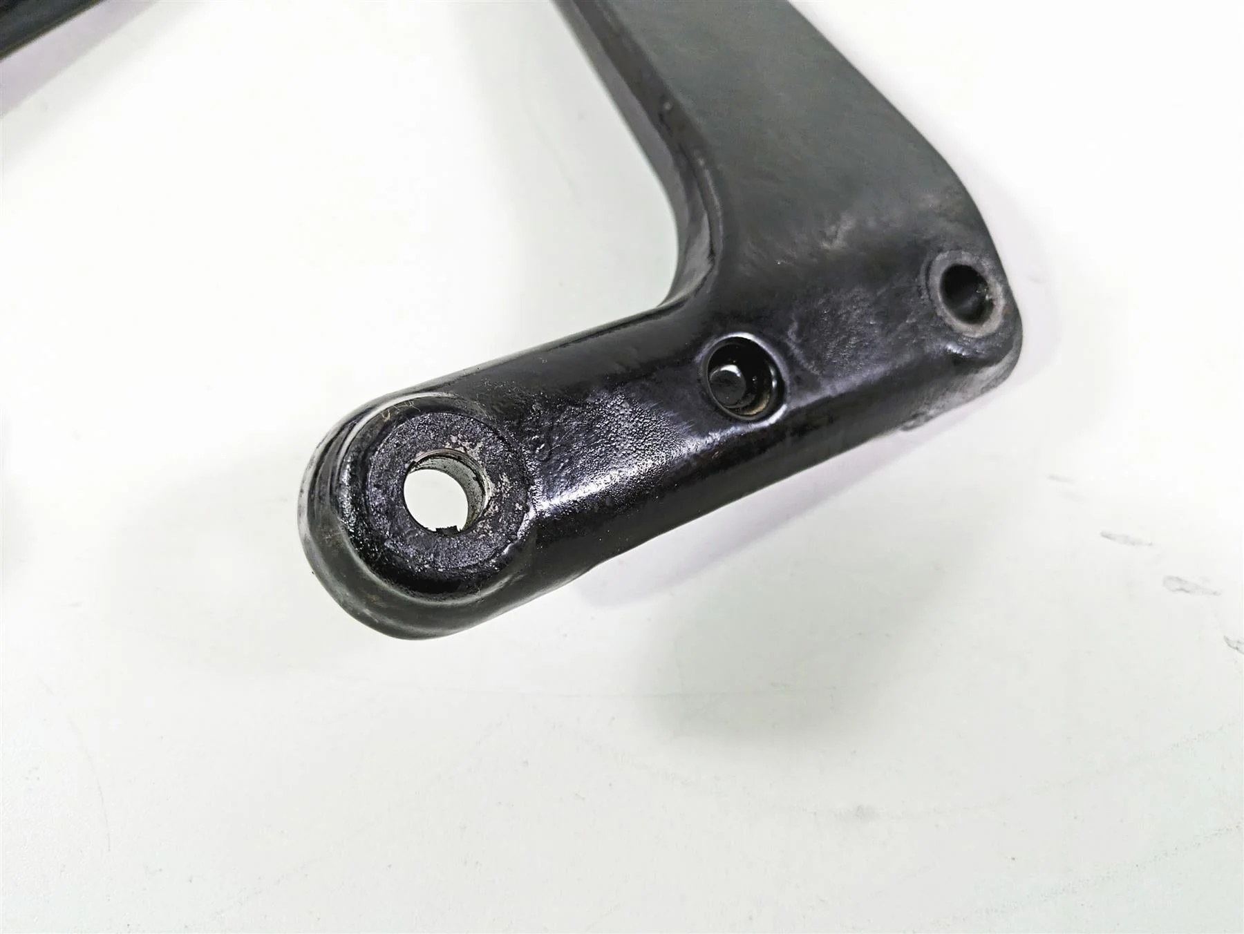 2008 Harley FLSTC Softail Heritage Rear Black Fender Mount Struts 47808-08 - Image 5