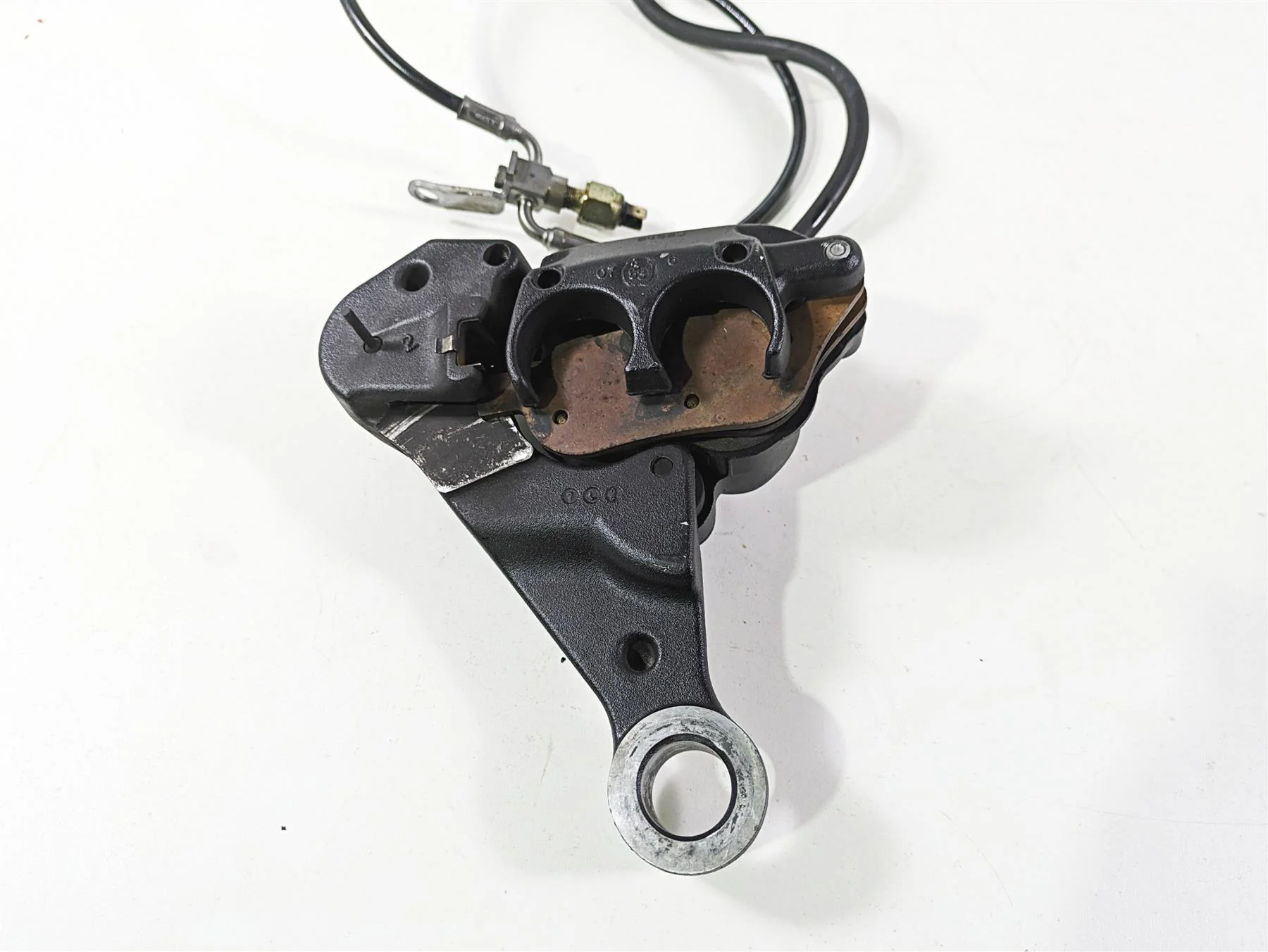 2008 Harley FLSTC Softail Heritage Rear Brake Caliper + Bracket & Line 40908-08 - Image 11