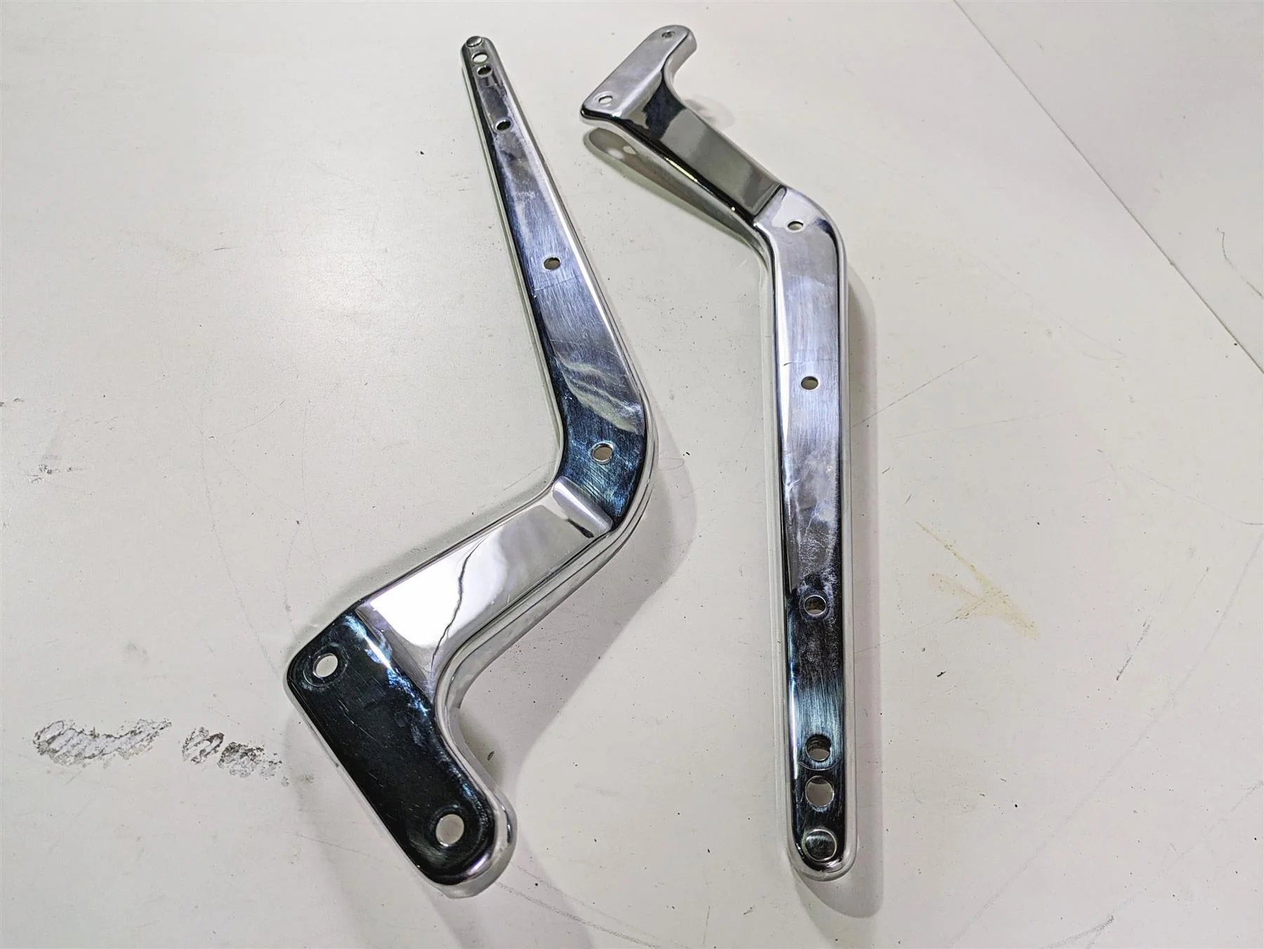2008 Harley FLSTC Softail Heritage Rear Chrome Fender Strut Cover Set 59955-08 - Image 3