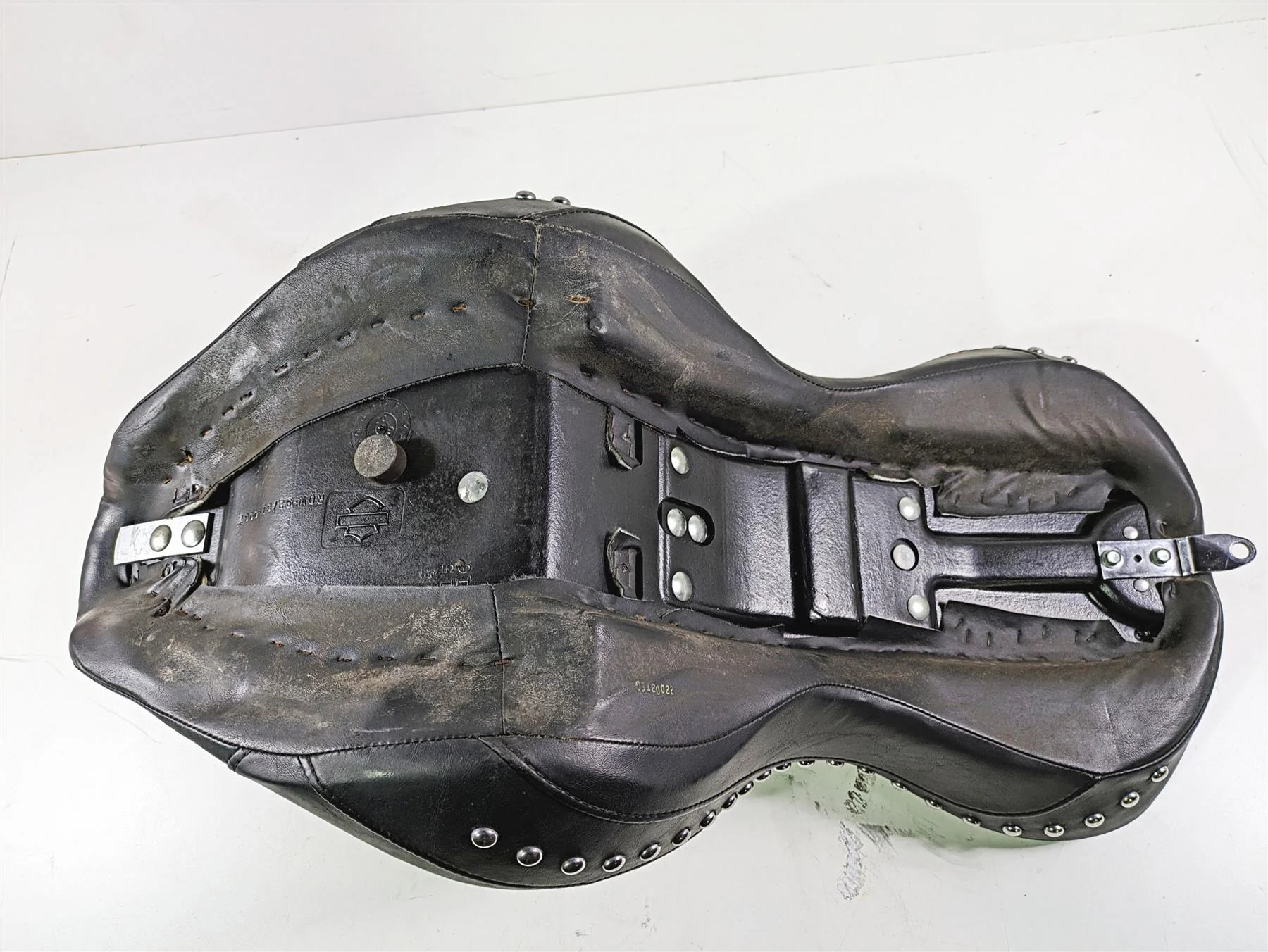 2008 Harley FLSTC Softail Heritage Signature Seat Saddle & Backrest Set 5192209 - Image 11