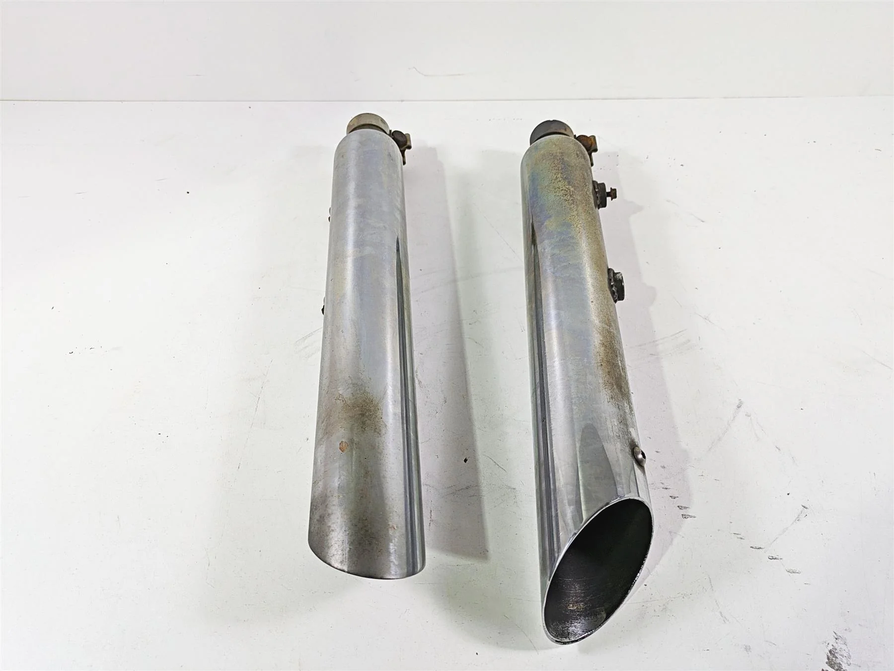 2008 Harley FLSTC Softail Heritage Slip On Slash Cut Exhaust Muffler Set - Read - Image 5