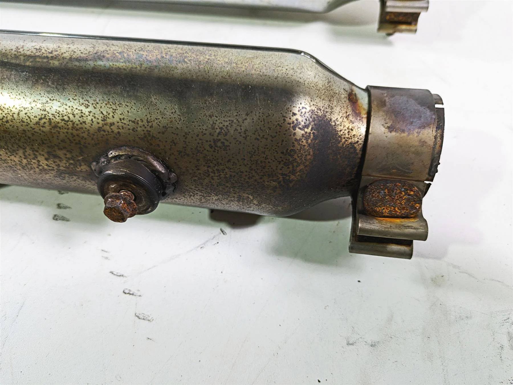 2008 Harley FLSTC Softail Heritage Slip On Slash Cut Exhaust Muffler Set - Read - Image 7
