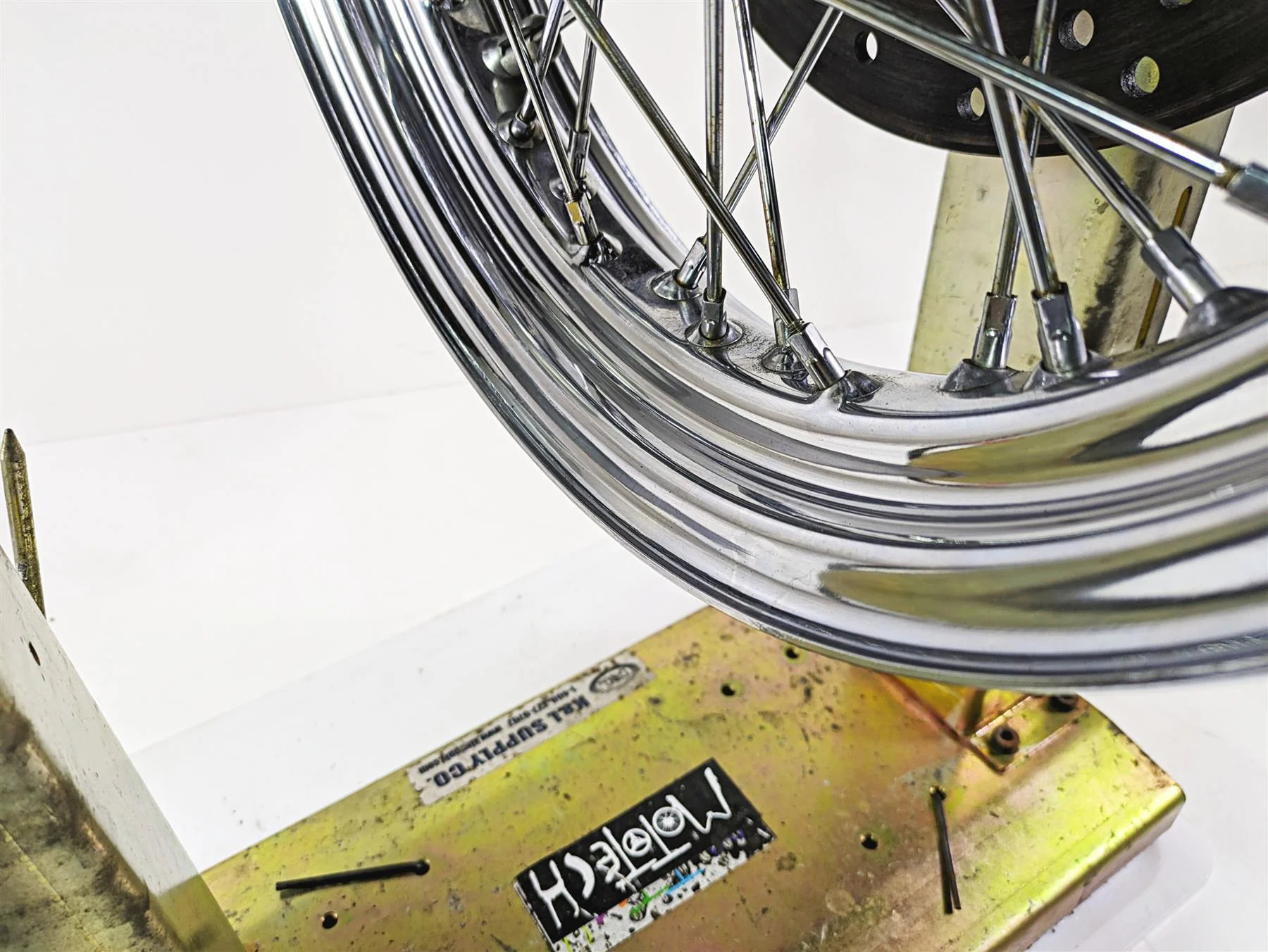 2008 Harley FLSTC Softail Heritage Straight 16x3 Front Spoke Wheel Rim 41508-08 - Image 7