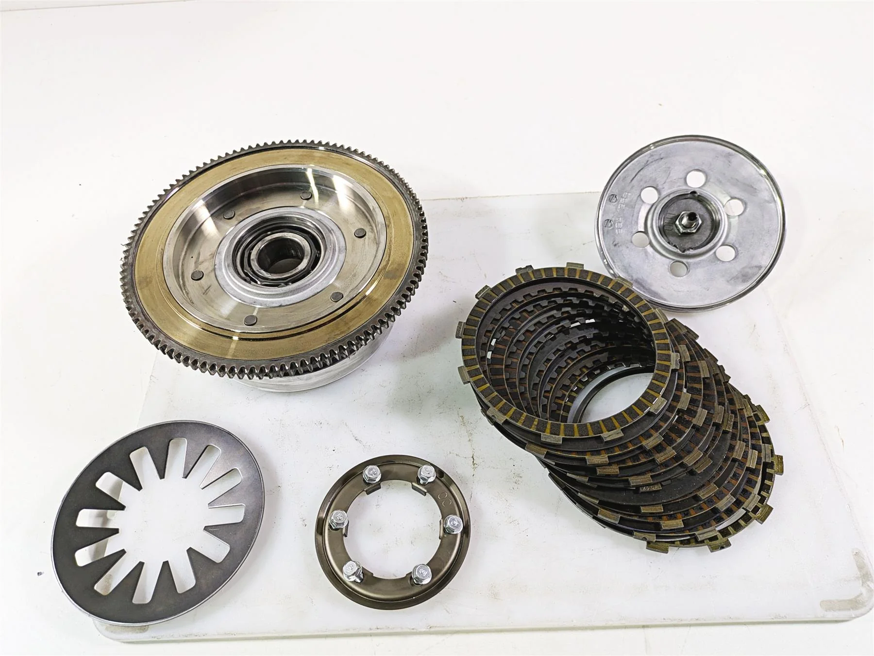 2008 Harley FLSTSB Cross Bones Clutch Friction Disc Plate Set - Read 37813-06A - Image 7