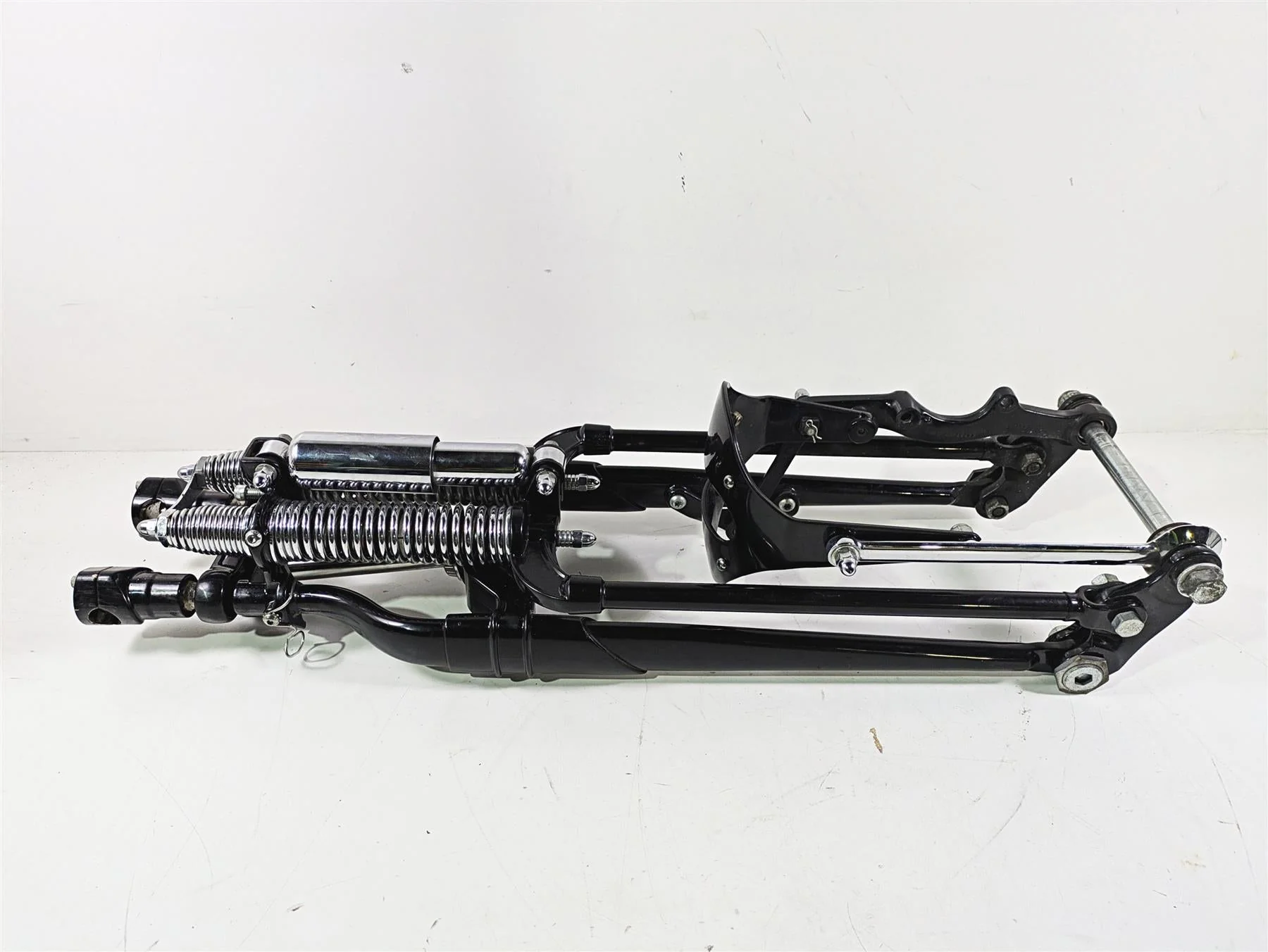 2008 Harley FLSTSB Cross Bones Front End Springer Forks Set 46173-05 46174-05 - Image 2