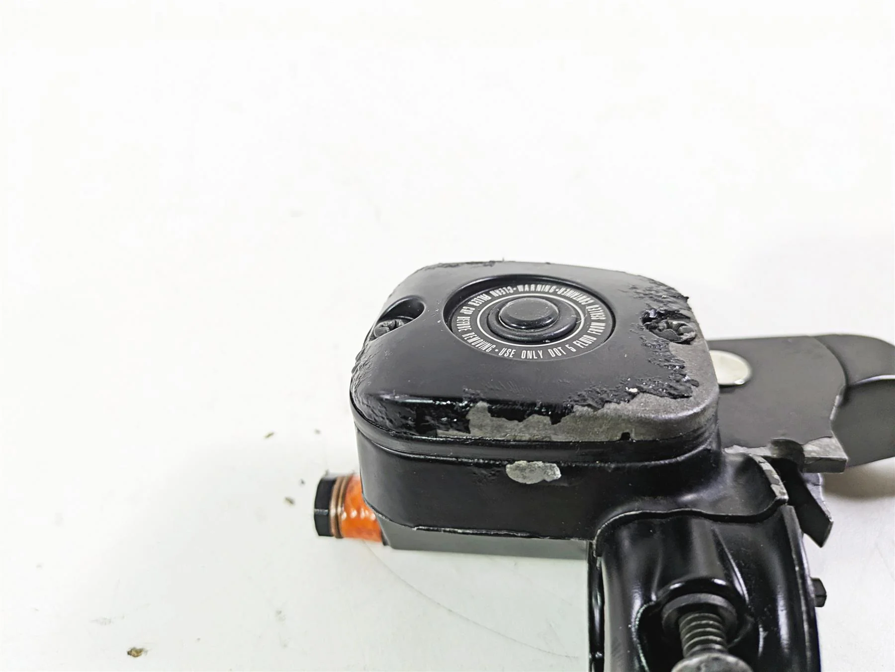 2008 Harley FLSTSB Cross Bones Front Master Cylinder 9/16 45019-08C - Image 9