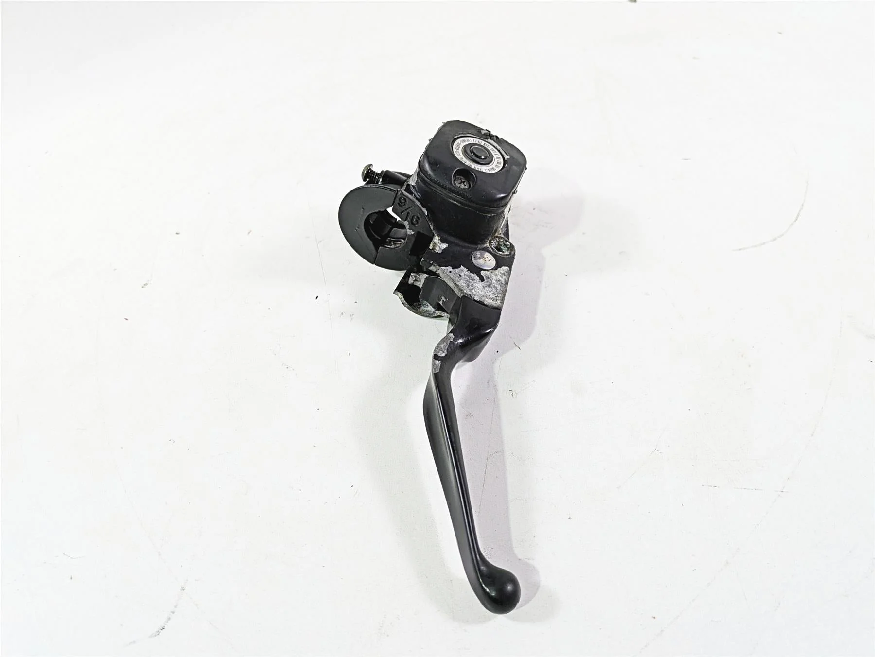 2008 Harley FLSTSB Cross Bones Front Master Cylinder 9/16" Bore 45019-08C - Image 3