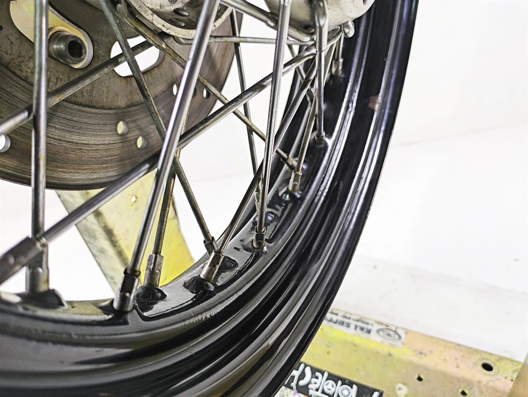 2008 Harley FLSTSB Cross Bones Front Wheel Rim 16x3 -Read 44937-08 - Image 10