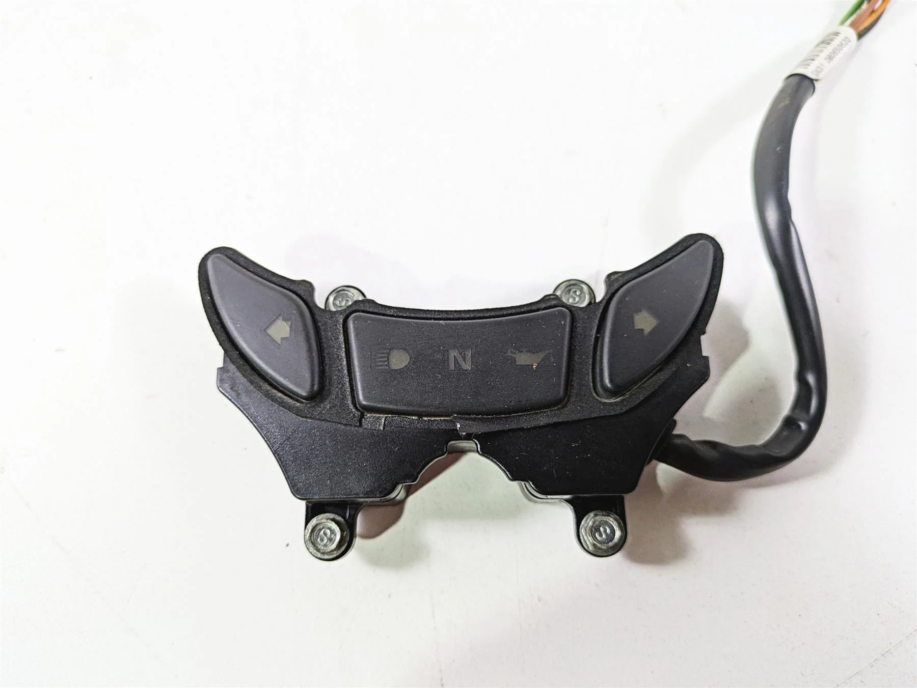 2008 Harley FLSTSB Cross Bones Indicator Instrument Lights Cluster 68545-08 - Image 6