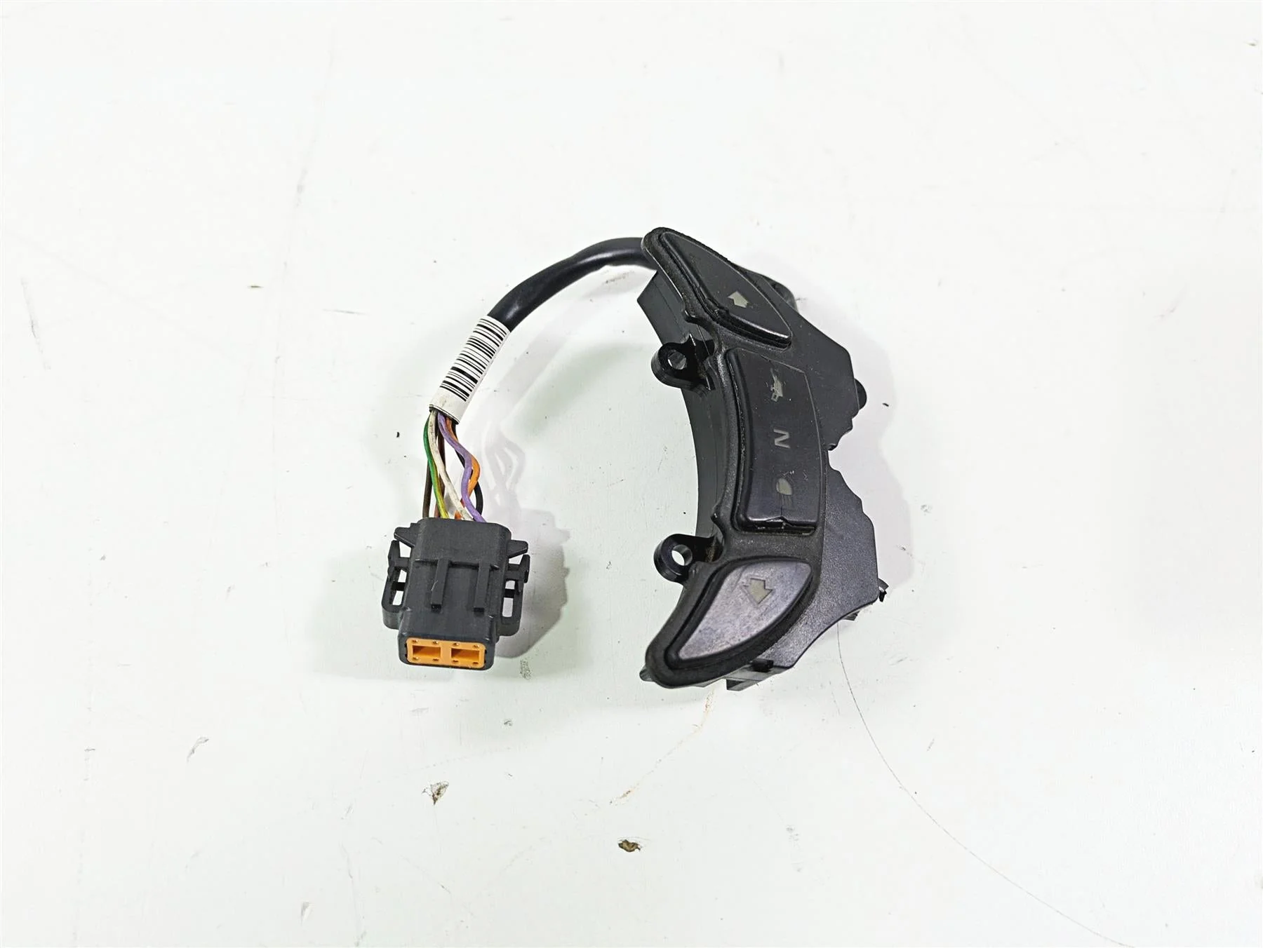 2008 Harley FLSTSB Cross Bones Indicator Instrument Lights Cracks 68545-08 - Image 5