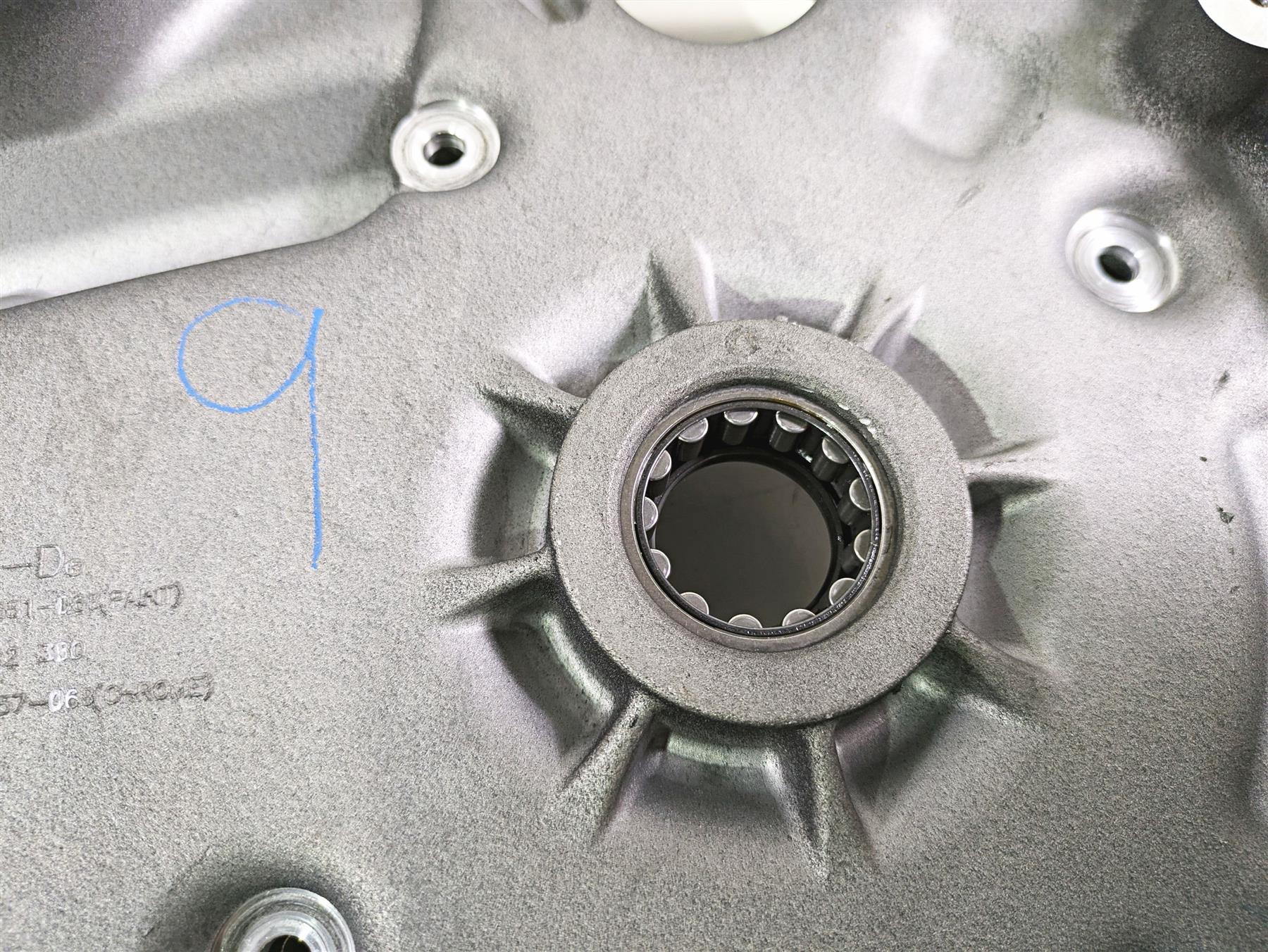 2008 Harley FLSTSB Cross Bones Inner Primary Drive Clutch Cover 60681-06 - Image 11