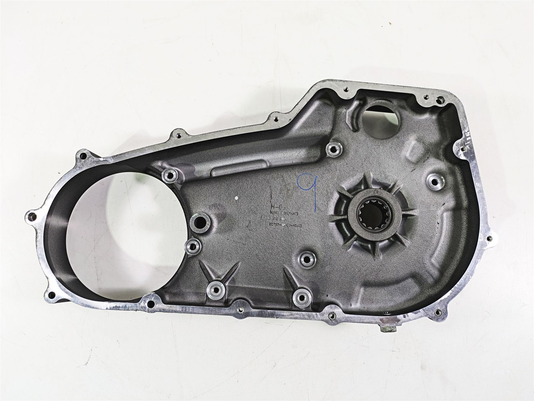 2008 Harley FLSTSB Cross Bones Inner Primary Drive Clutch Cover 60681-06 - Image 8
