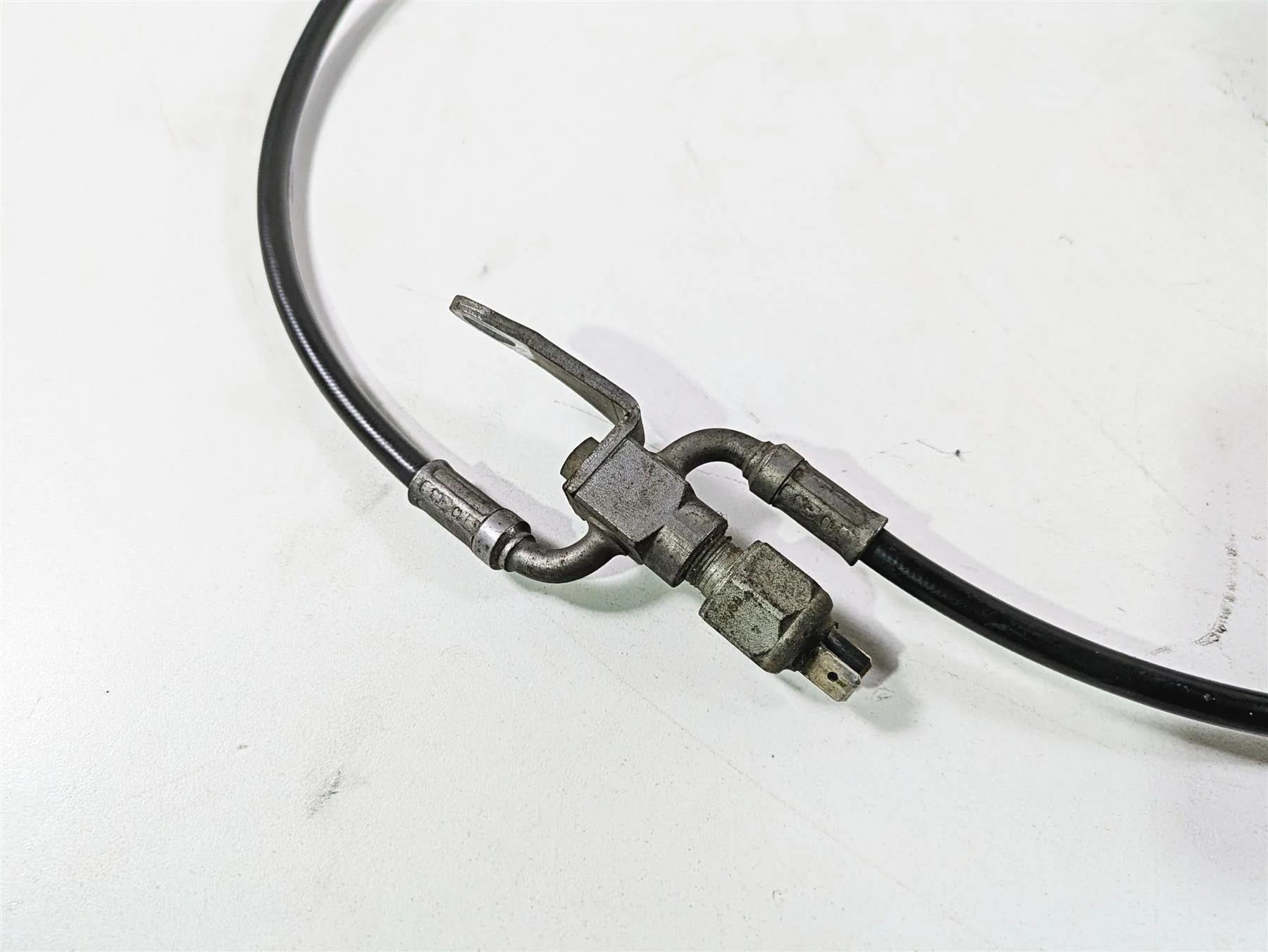 2008 Harley FLSTSB Cross Bones Rear Brake Caliper & Bracket 40908-08 - Image 10