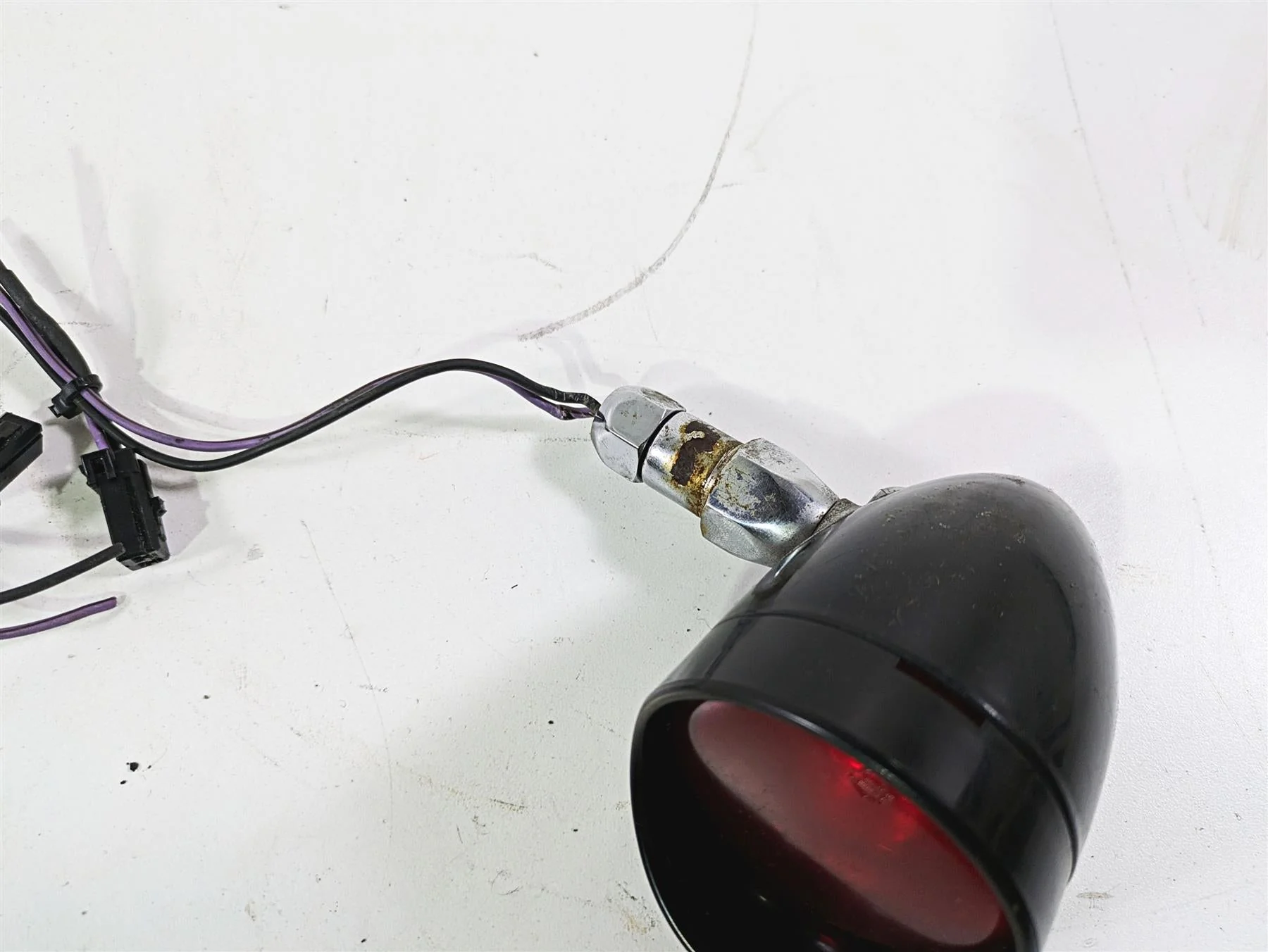 2008 Harley FLSTSB Cross Bones Rear Bullet Turn Signal Set - Read 69934-08 - Image 8