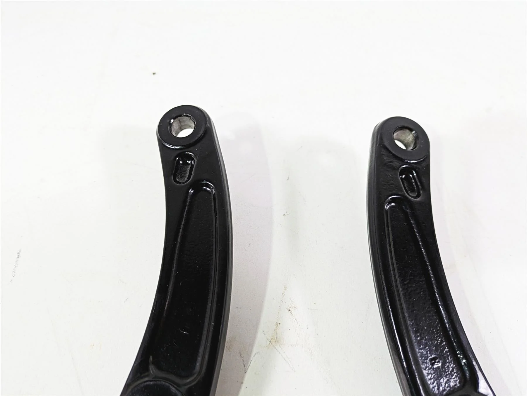2008 Harley FLSTSB Cross Bones Rear Fender Struts Braces 47813-08BHP 47809-08BHP - Image 8