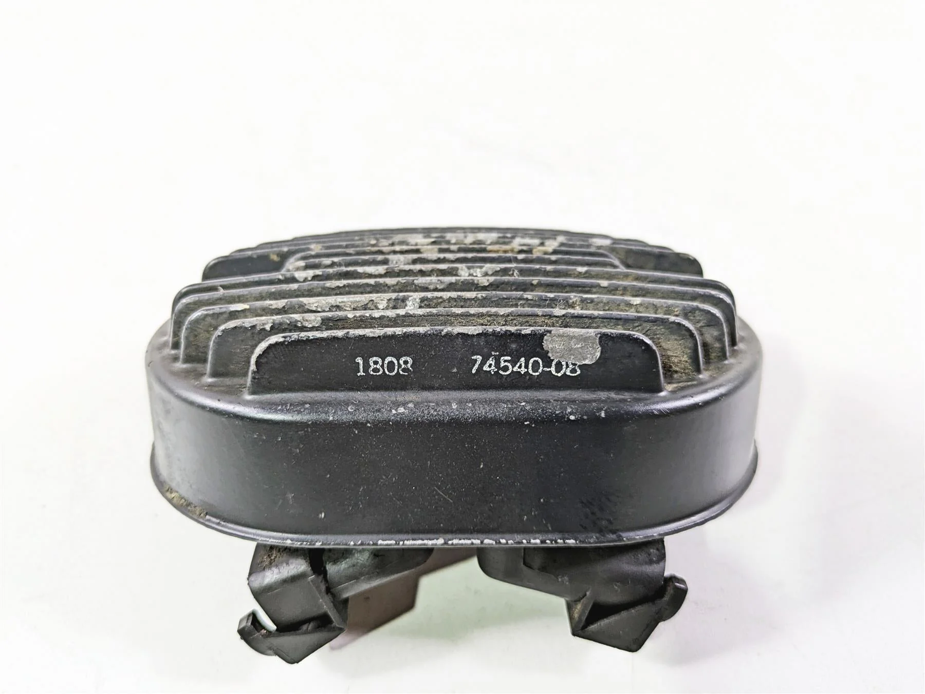 2008 Harley FLSTSB Cross Bones Rectifier Voltage Regulator 74540-08 - Image 10