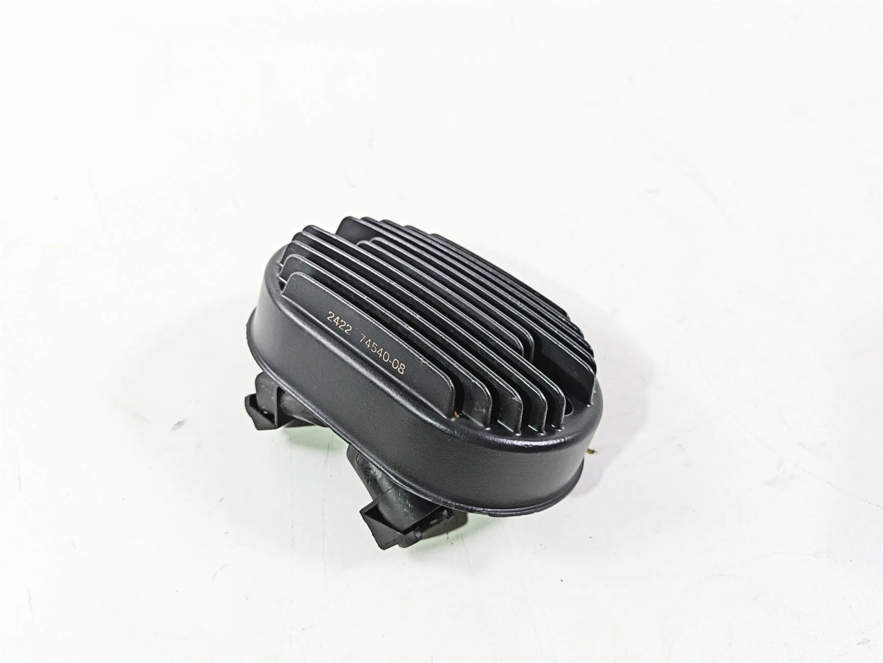 2008 Harley FLSTSB Cross Bones Rectifier Voltage Regulator 74540-08 - Image 11