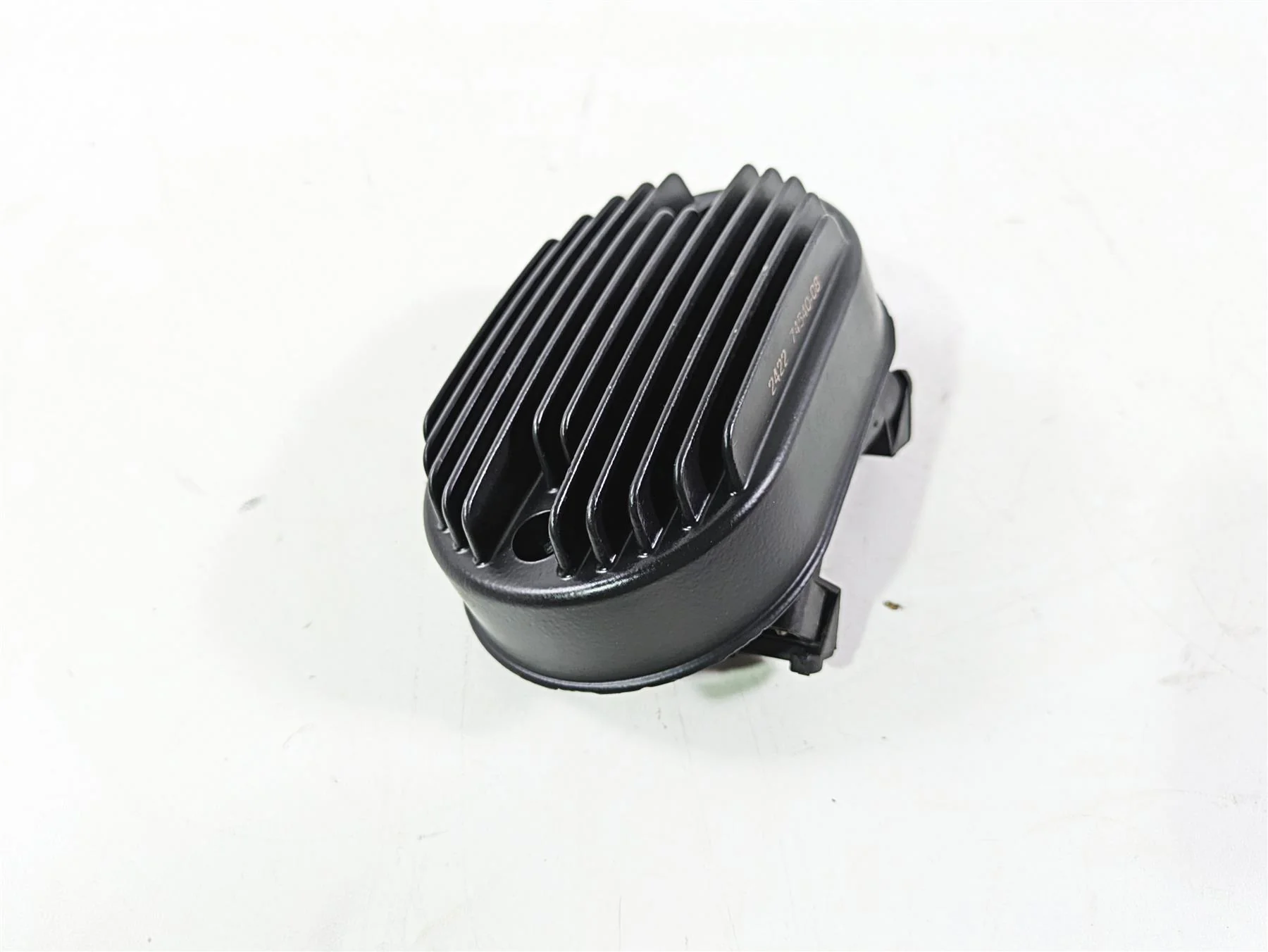 2008 Harley FLSTSB Cross Bones Rectifier Voltage Regulator 74540-08 - Image 12