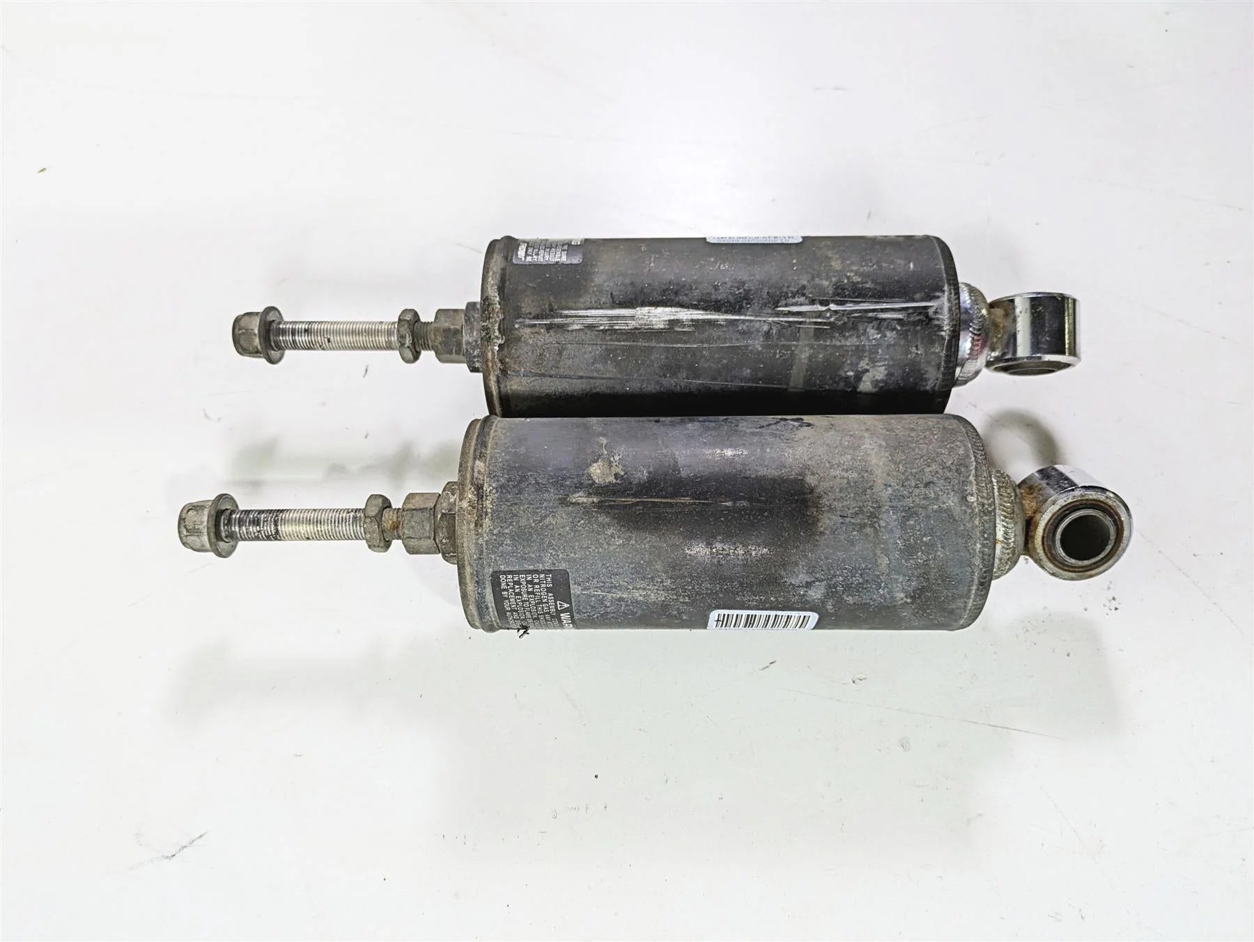 2008 Harley FLSTSB Cross Bones Showa Rear Suspension Shocks 54549-04 - Image 12